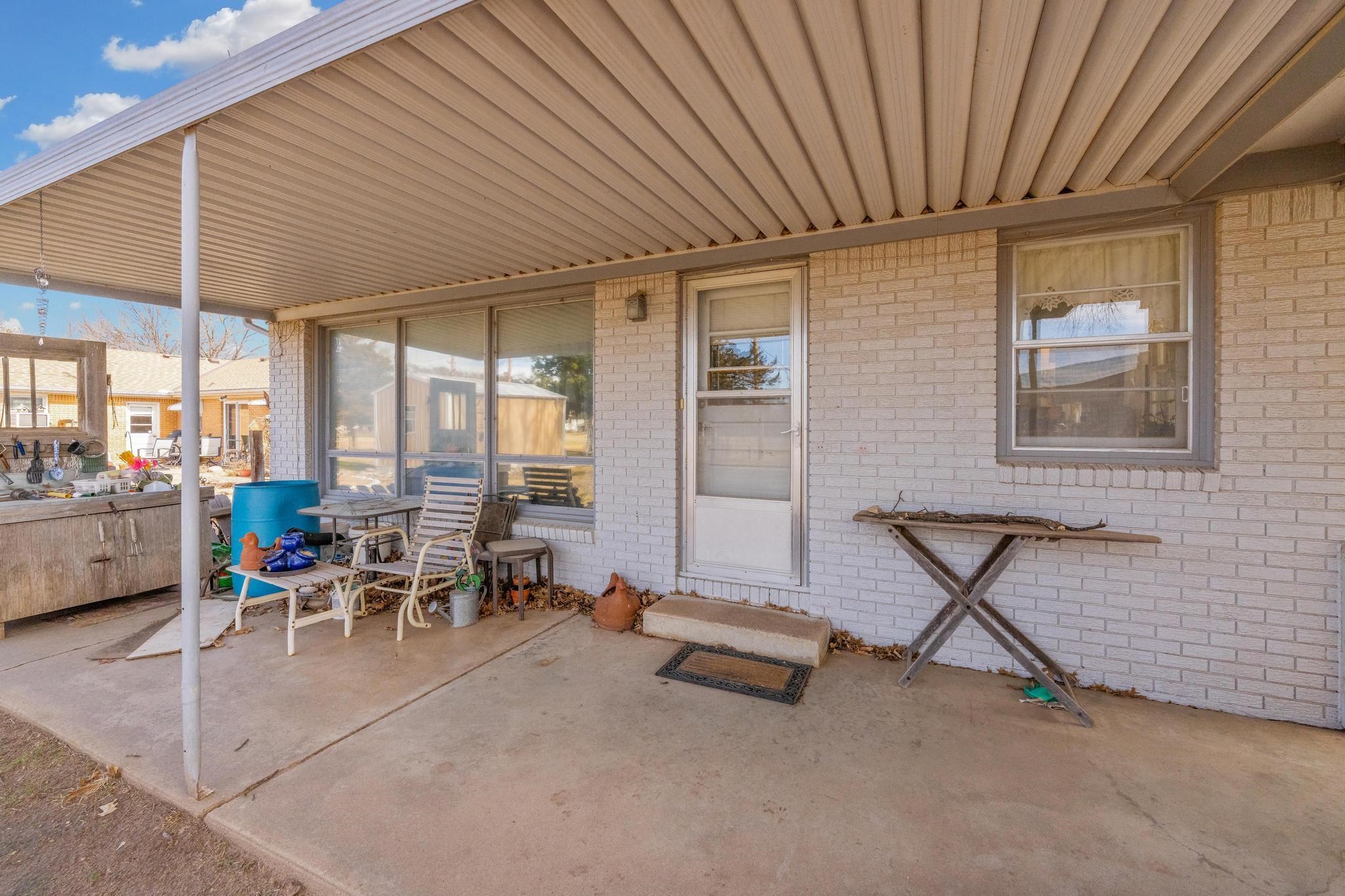 1912 Walnut Street Harper KS 67058