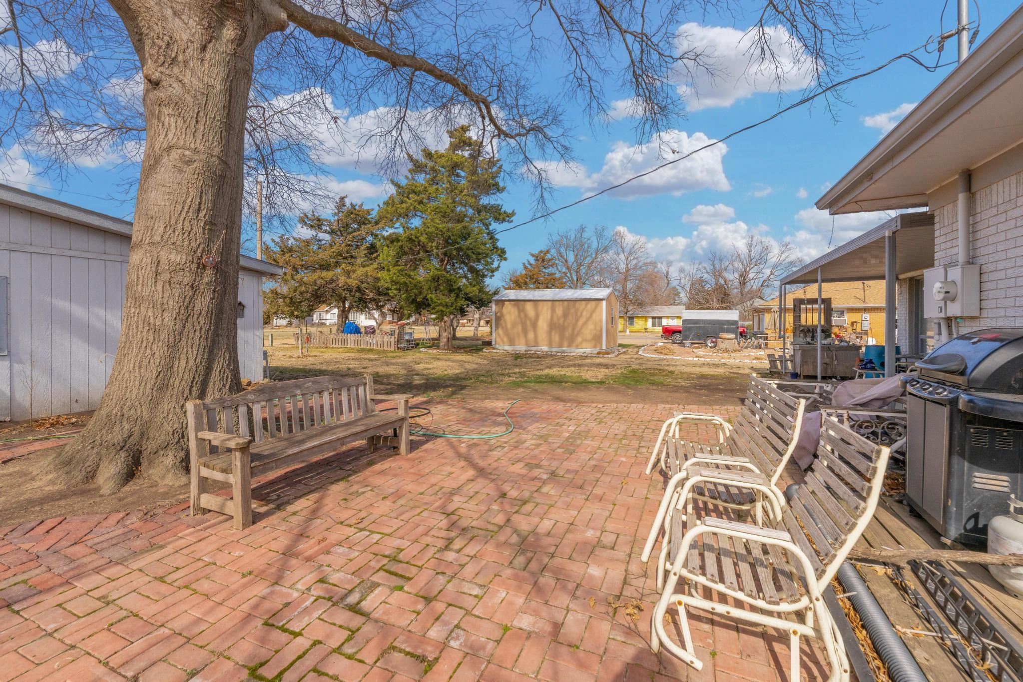 1912 Walnut Street Harper KS 67058