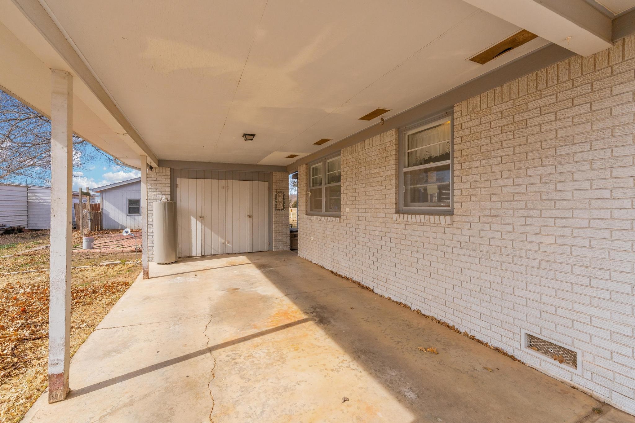1912 Walnut Street Harper KS 67058