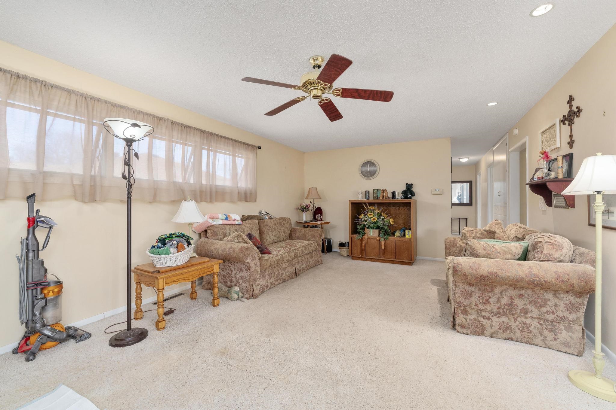 1912 Walnut Street Harper KS 67058