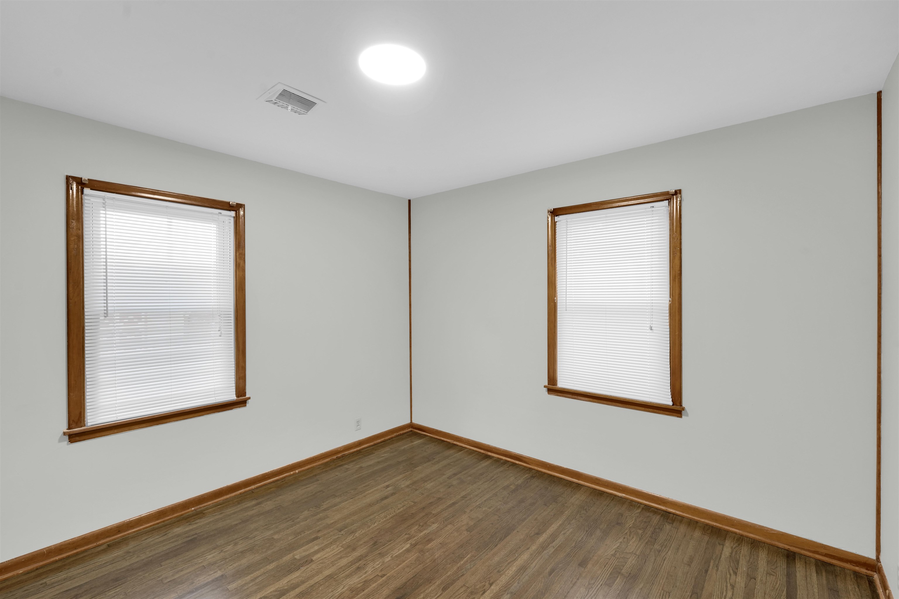 1808 W Dallas Street Wichita KS 67217