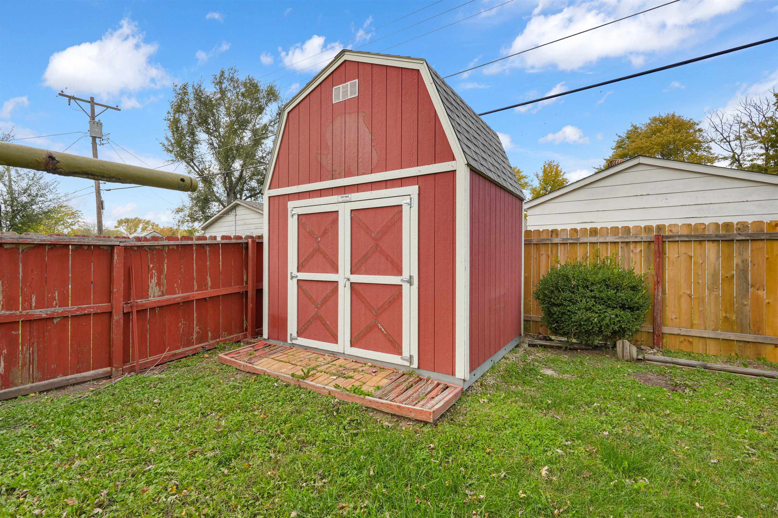 1808 W Dallas Street Wichita KS 67217