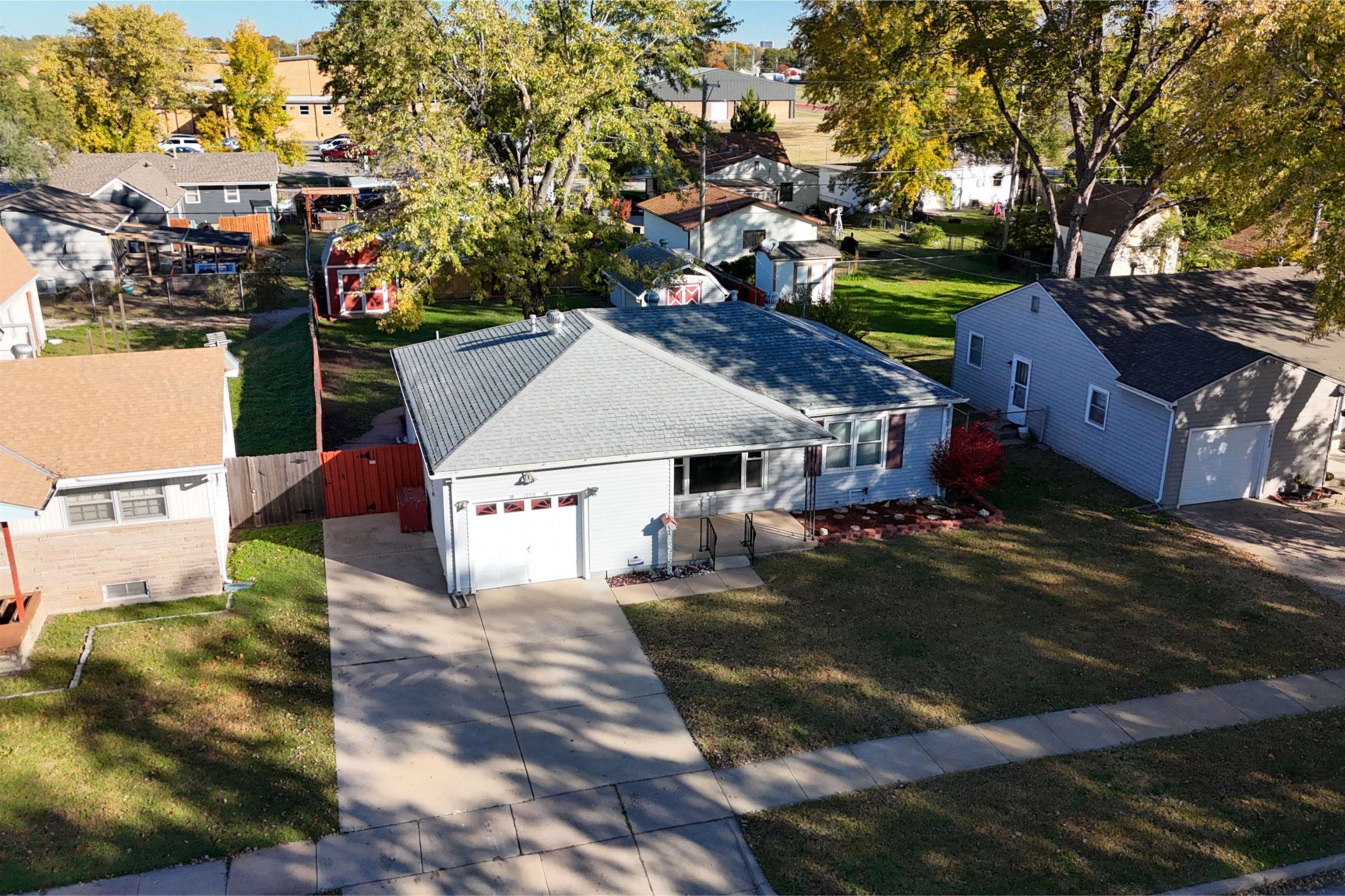 1808 W Dallas Street Wichita KS 67217