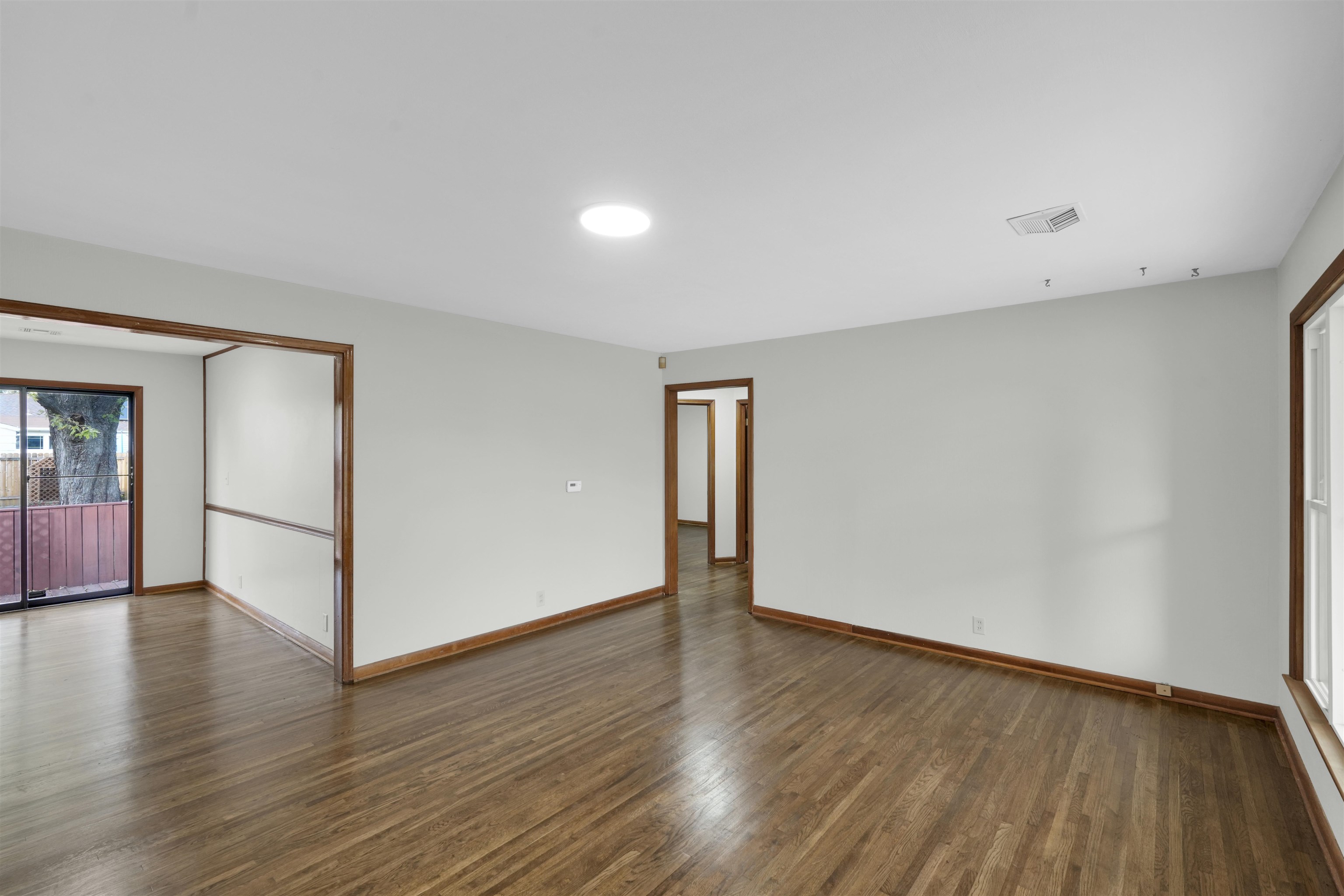 1808 W Dallas Street Wichita KS 67217