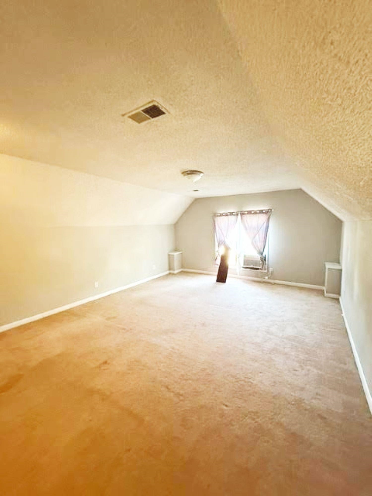 204 S Old Main Newton KS 67114