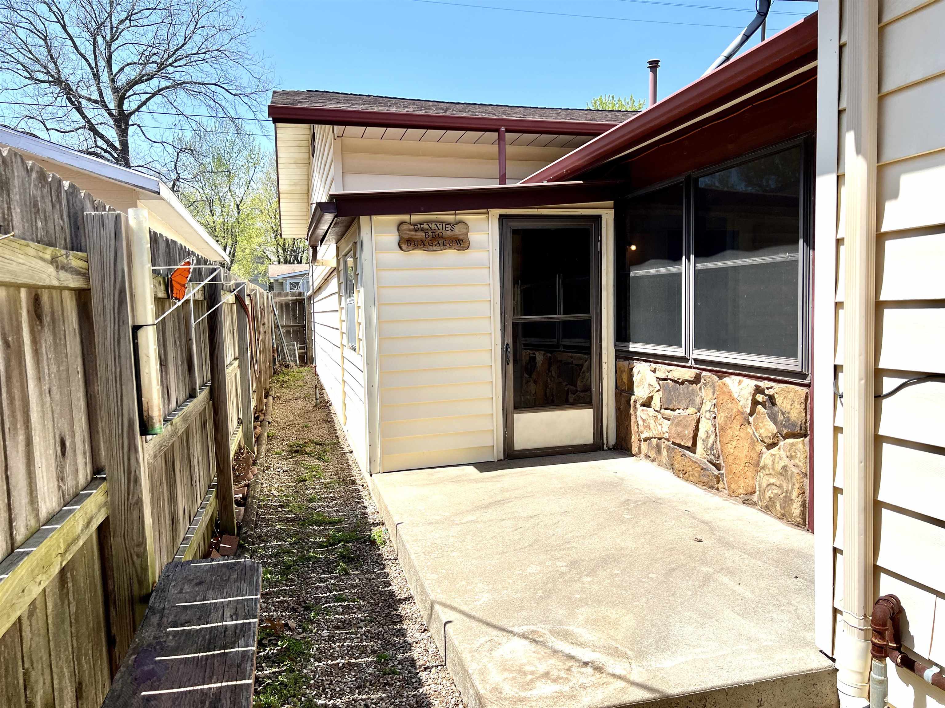 525 N 2nd Arkansas City KS 67005