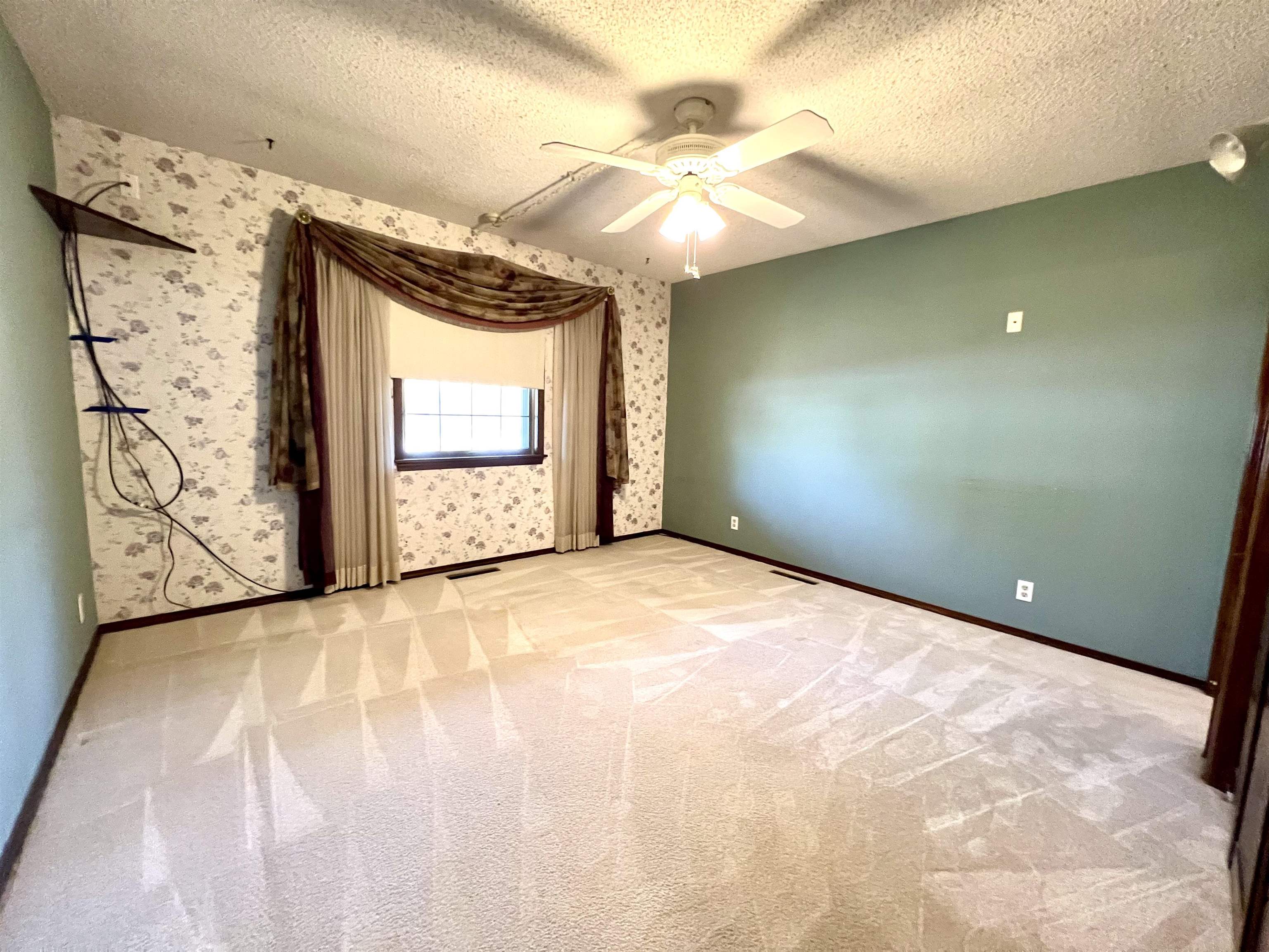 525 N 2nd Arkansas City KS 67005