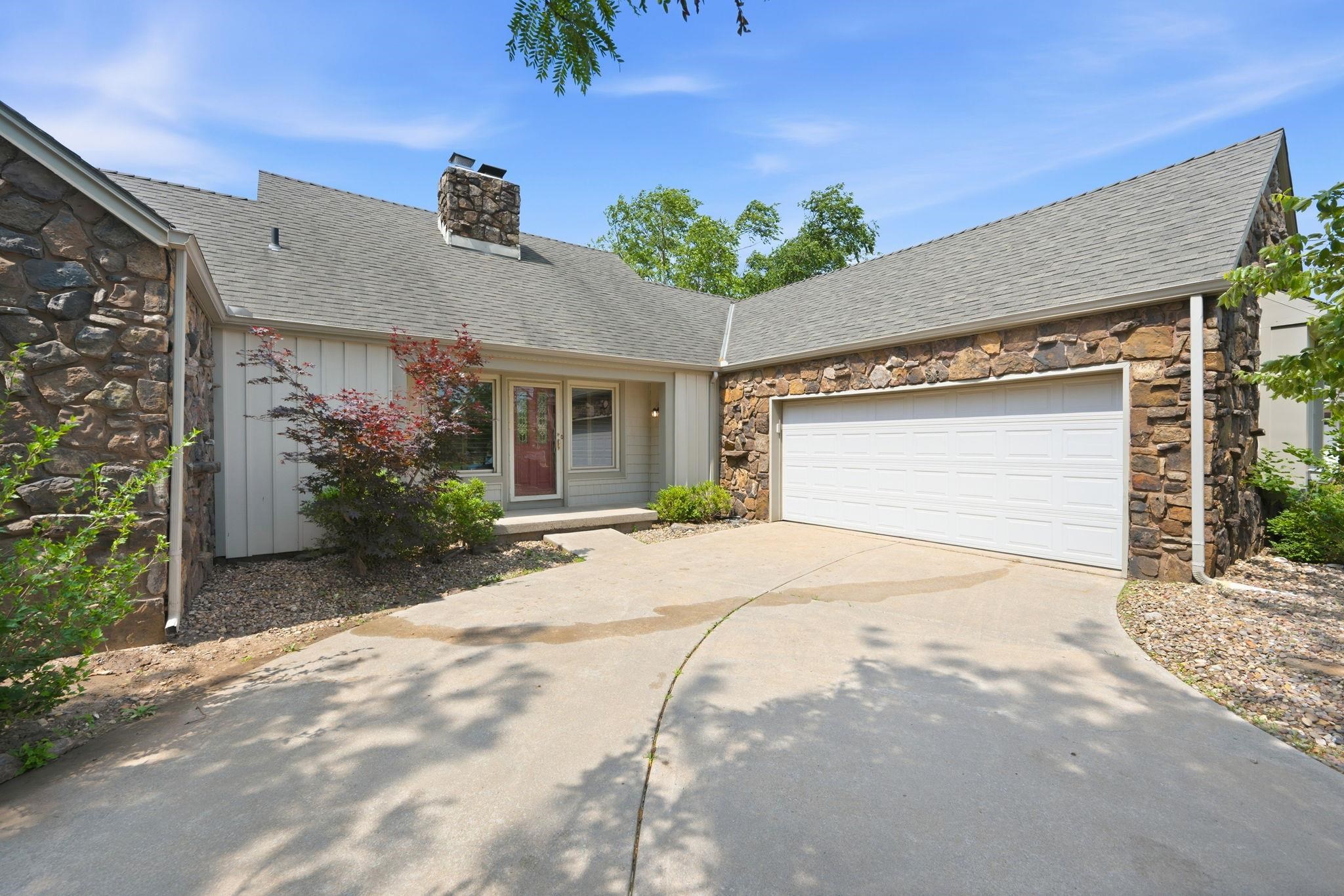 1506 N Caddy Wichita KS 67212