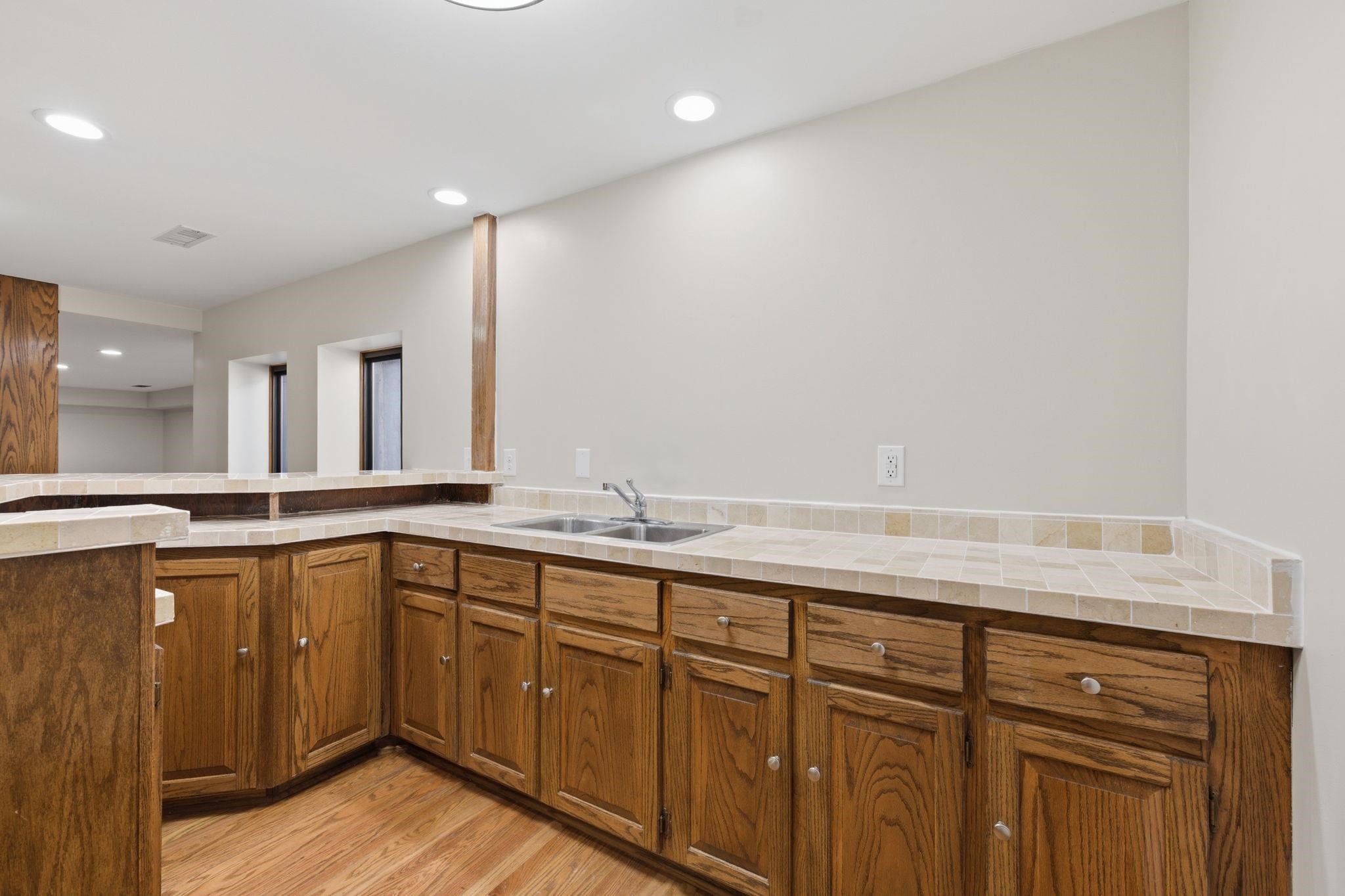 1506 N Caddy Wichita KS 67212