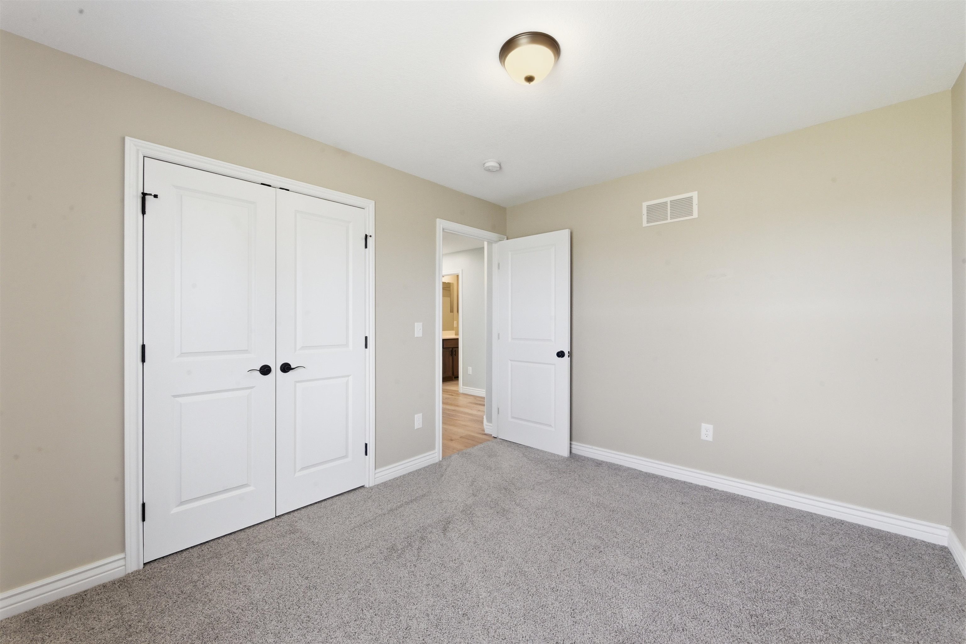 804 S Hedgewood Andover KS 67002