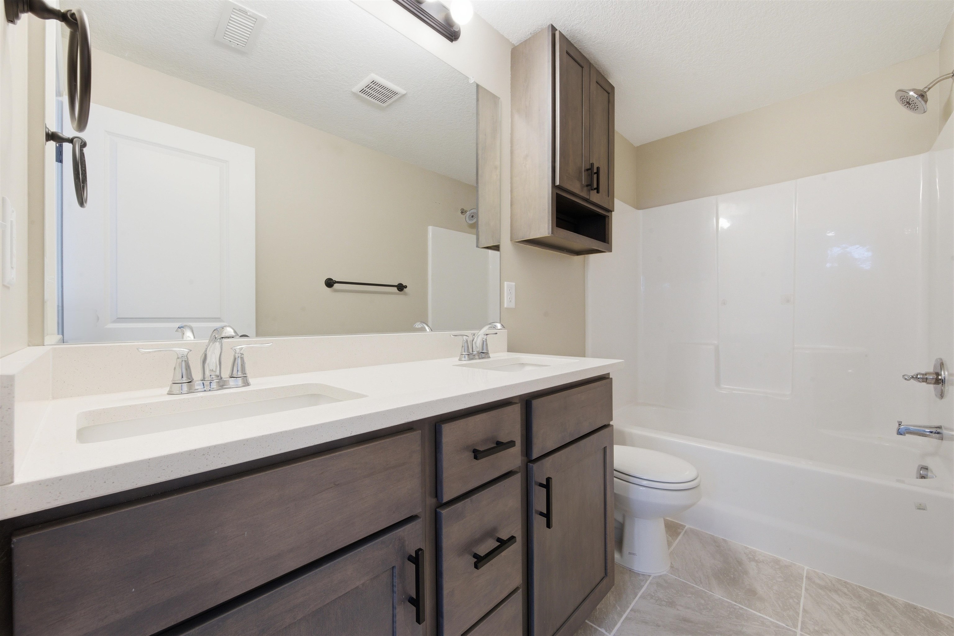 804 S Hedgewood Andover KS 67002