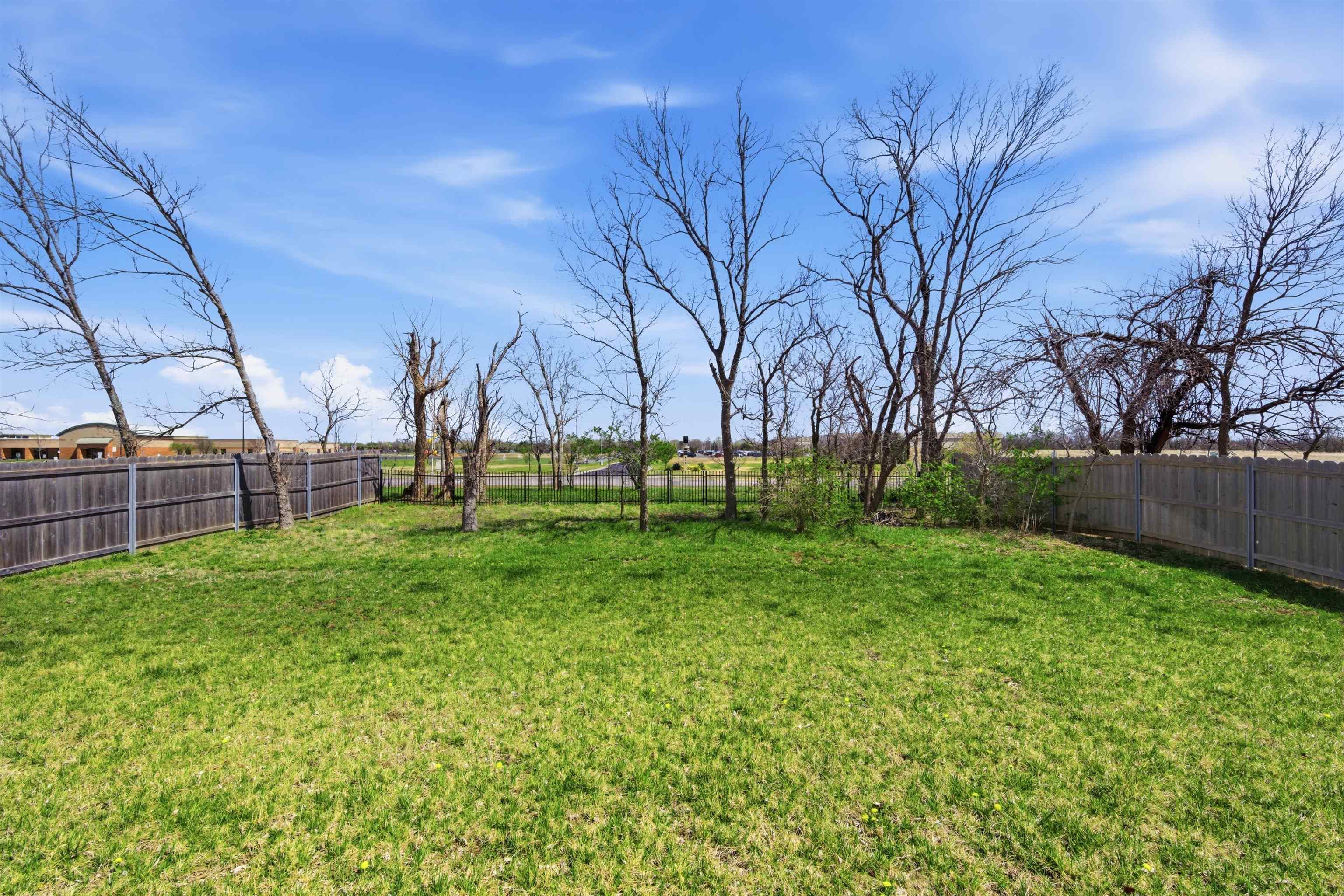 804 S Hedgewood Andover KS 67002