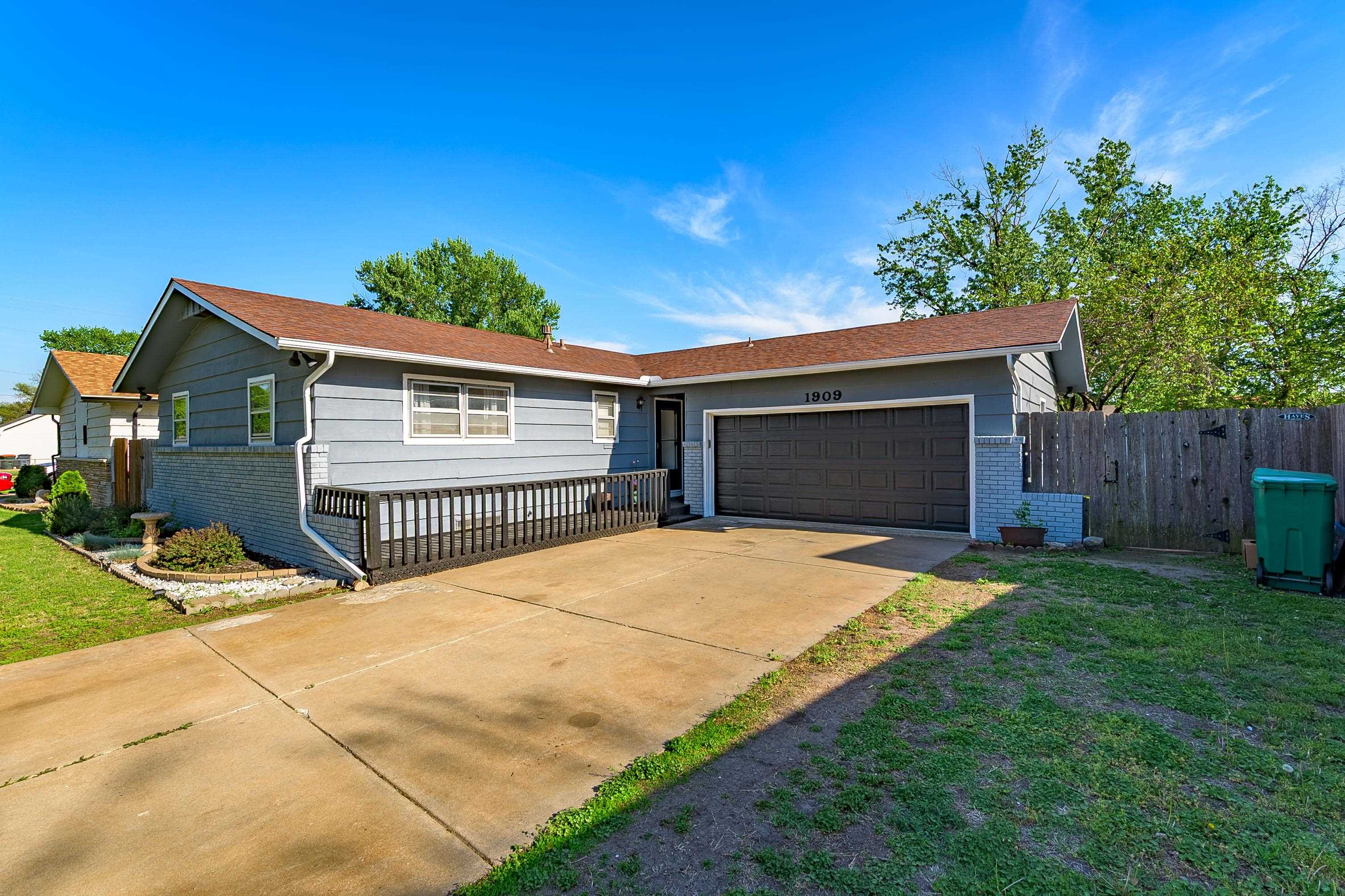 1909 W Anita Avenue Wichita KS 67203
