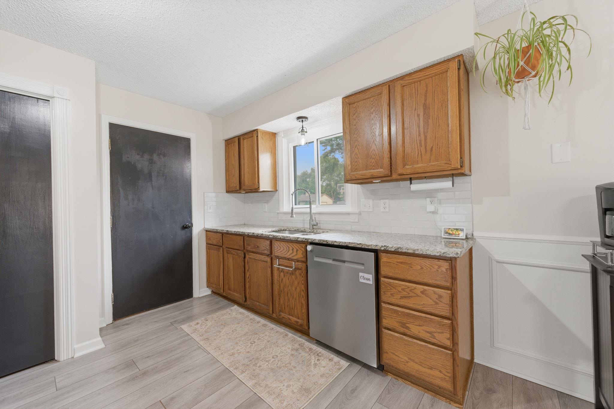 709 N Erin Lane Mulvane KS 67110-1228