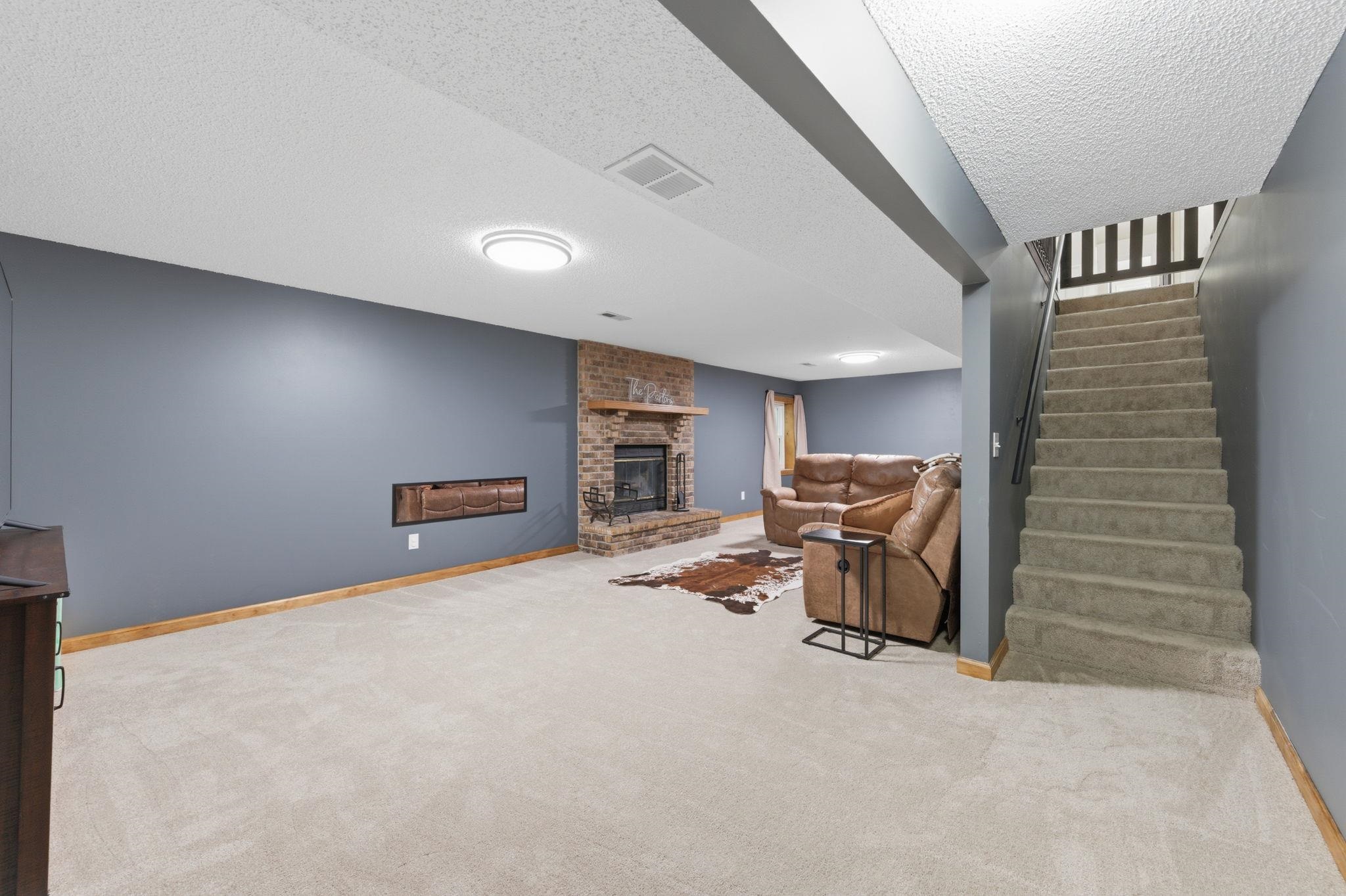 709 N Erin Lane Mulvane KS 67110-1228
