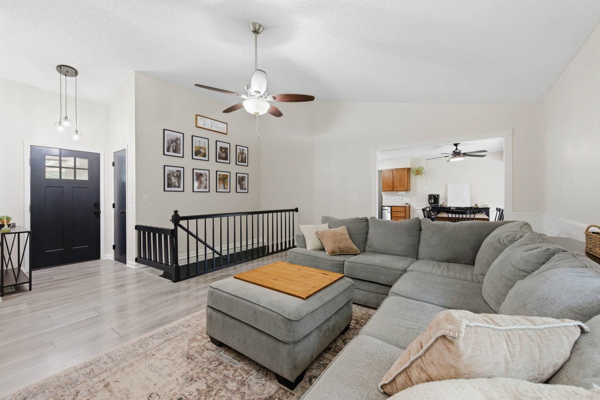 709 N Erin Lane Mulvane KS 67110-1228