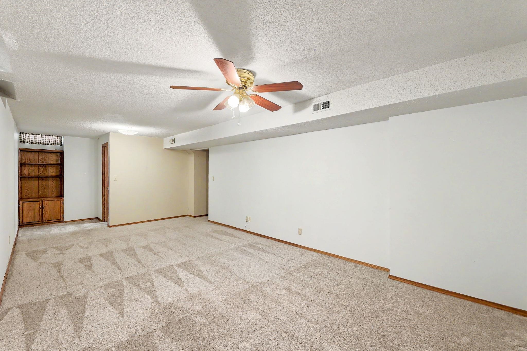 4628 N Farmstead Court Bel Aire KS 67220