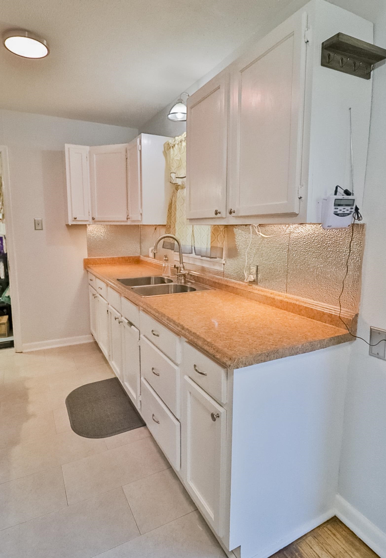 2114 S Vine Wichita KS 67213