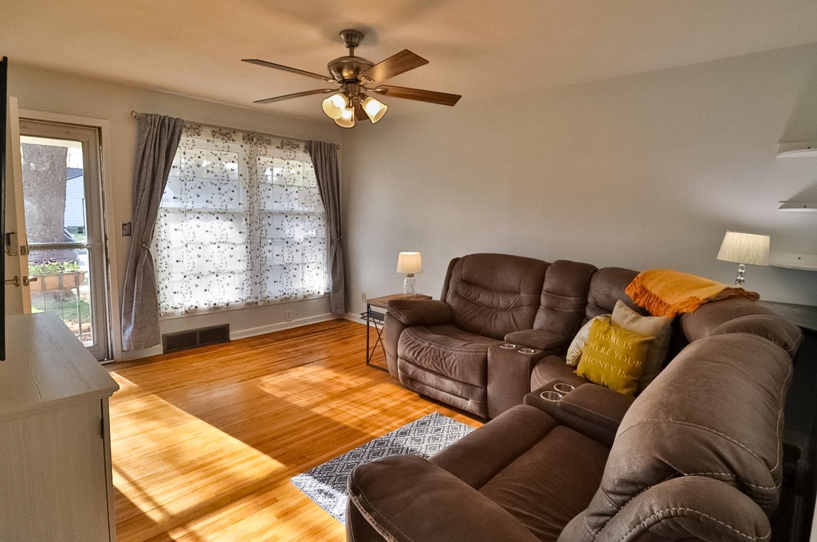 2114 S Vine Wichita KS 67213