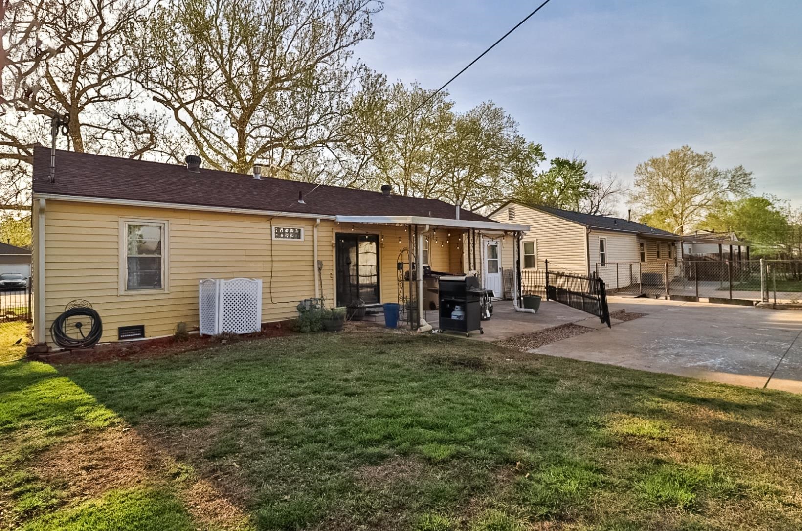 2114 S Vine Wichita KS 67213