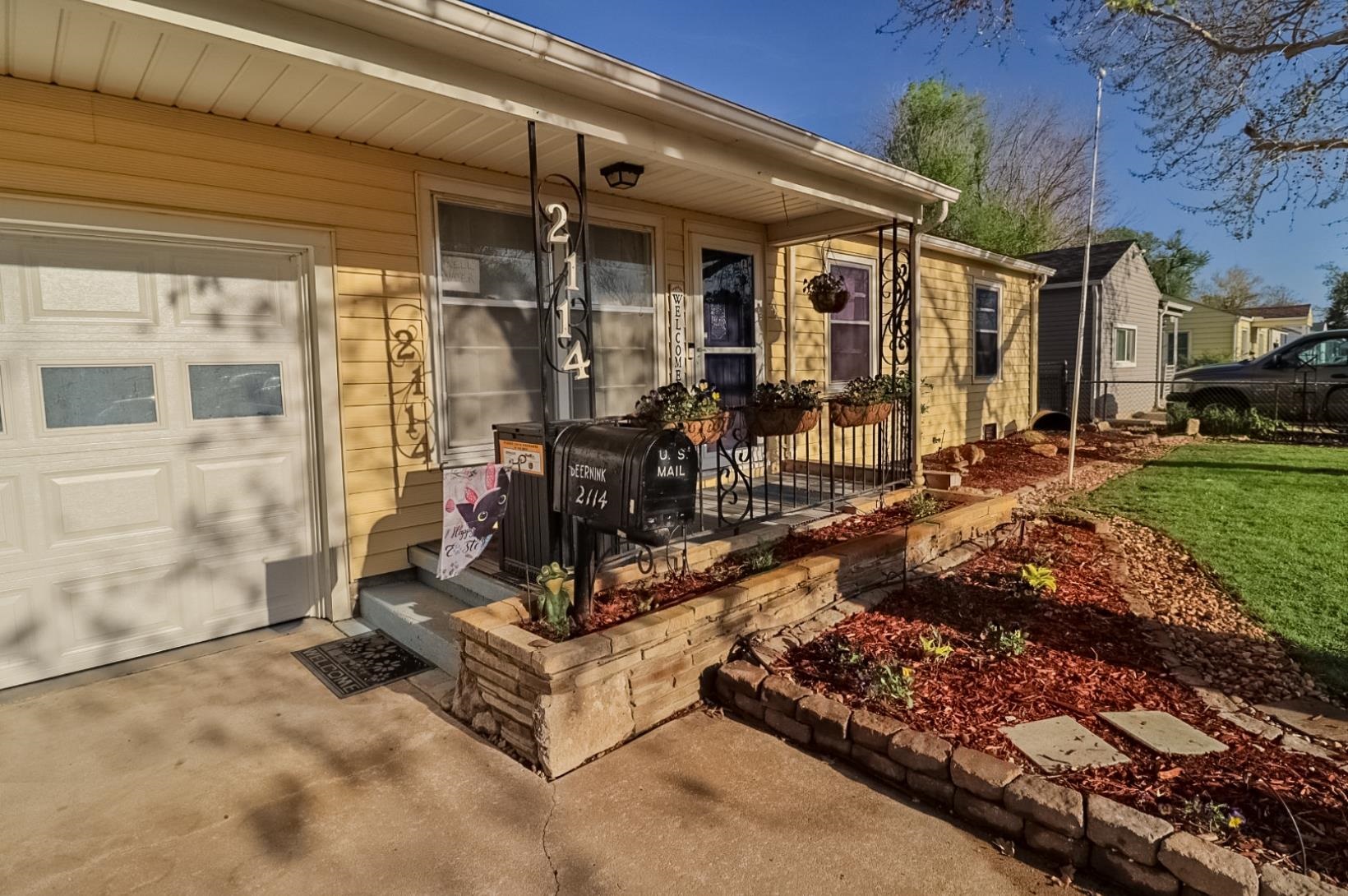 2114 S Vine Wichita KS 67213