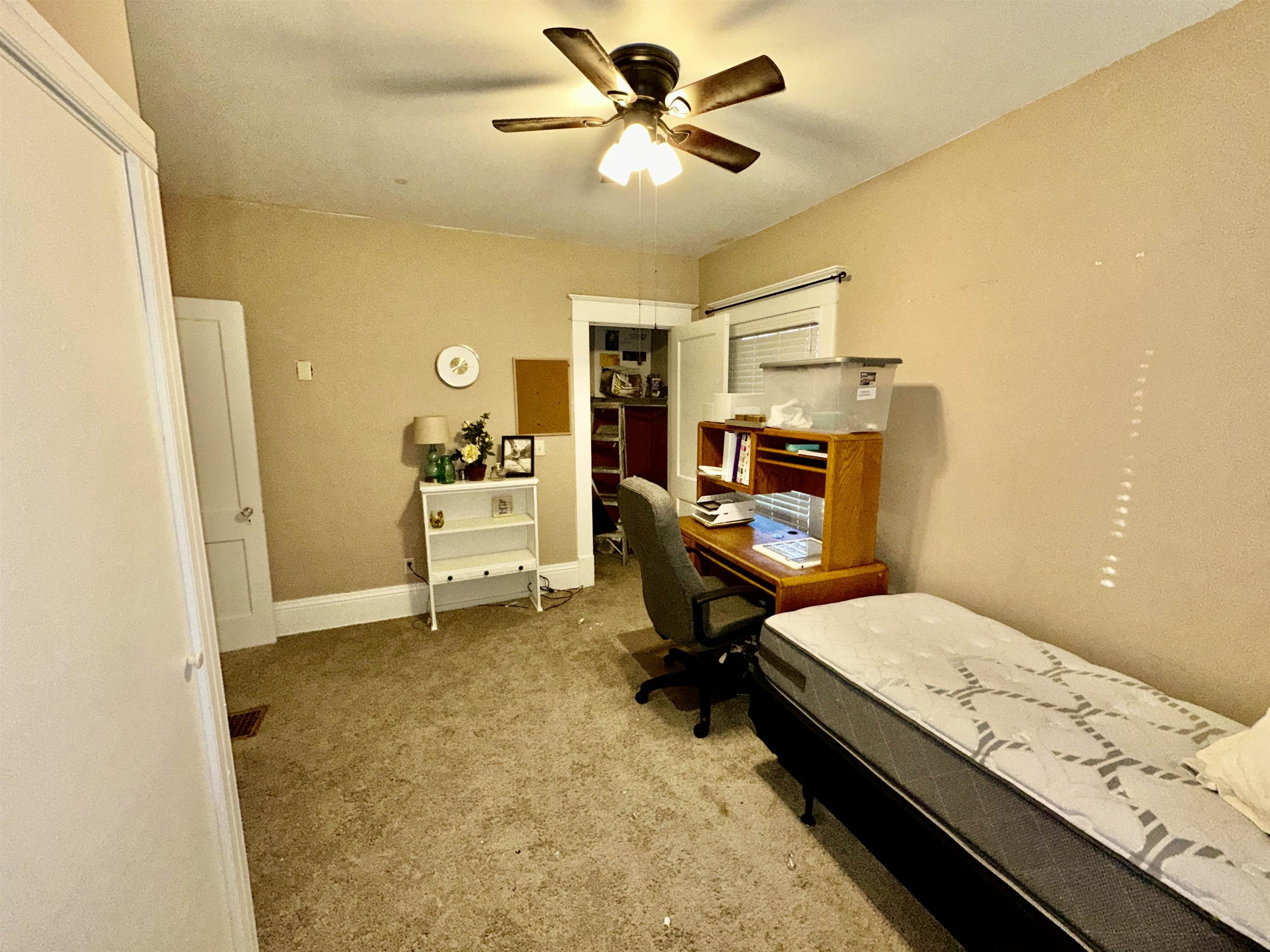 1716 N Park Place Wichita KS 67203