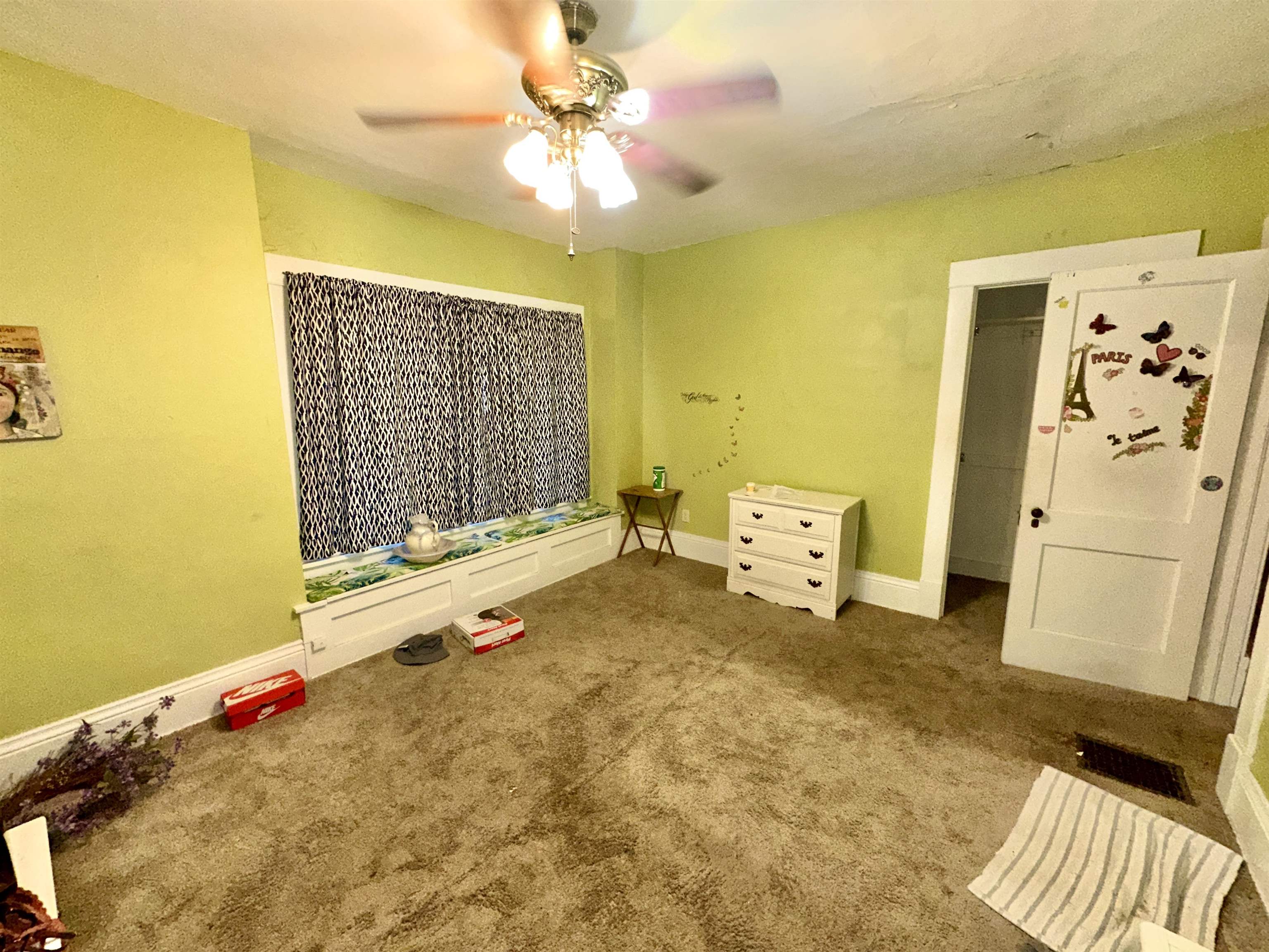 1716 N Park Place Wichita KS 67203