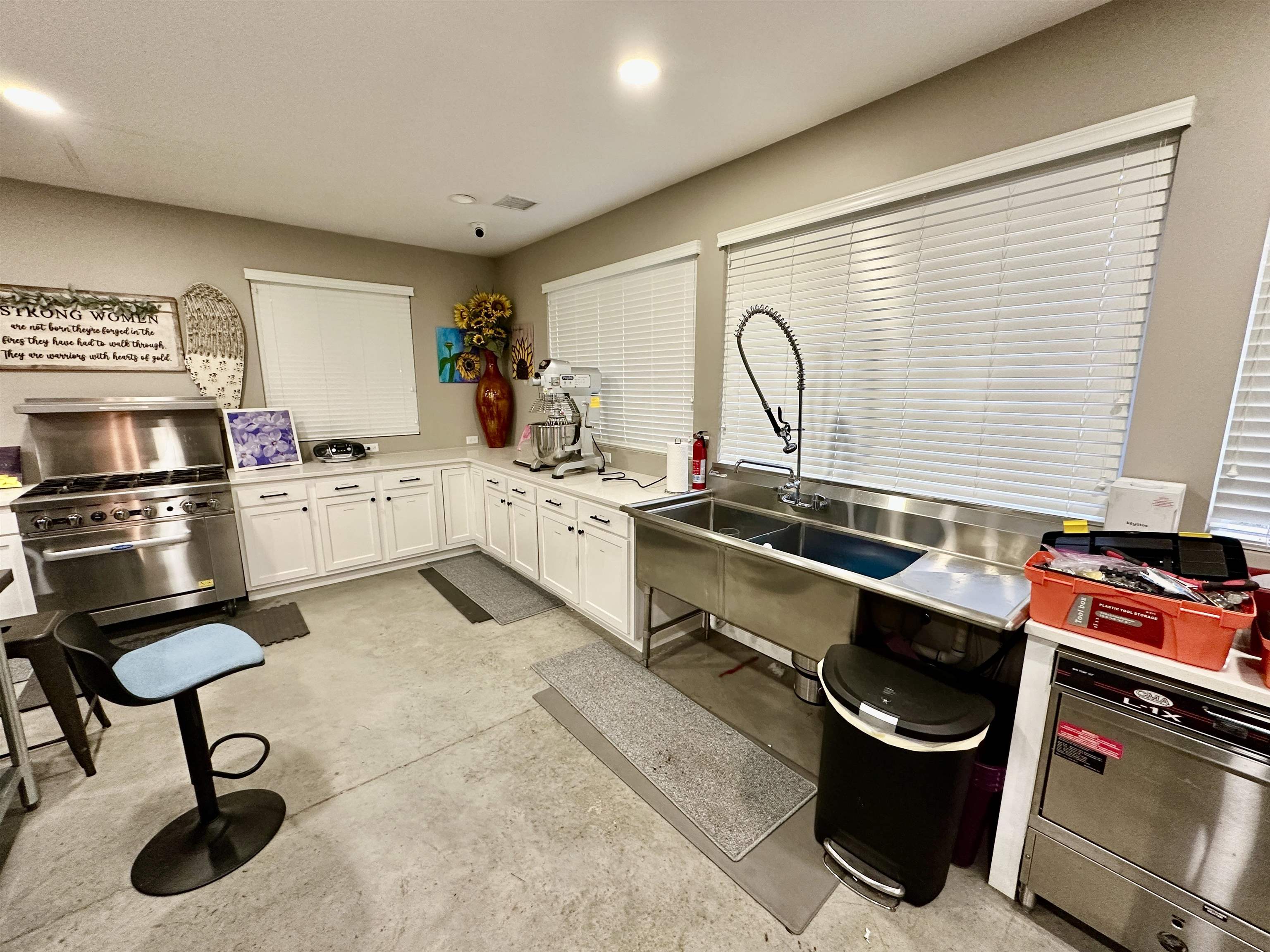 1716 N Park Place Wichita KS 67203