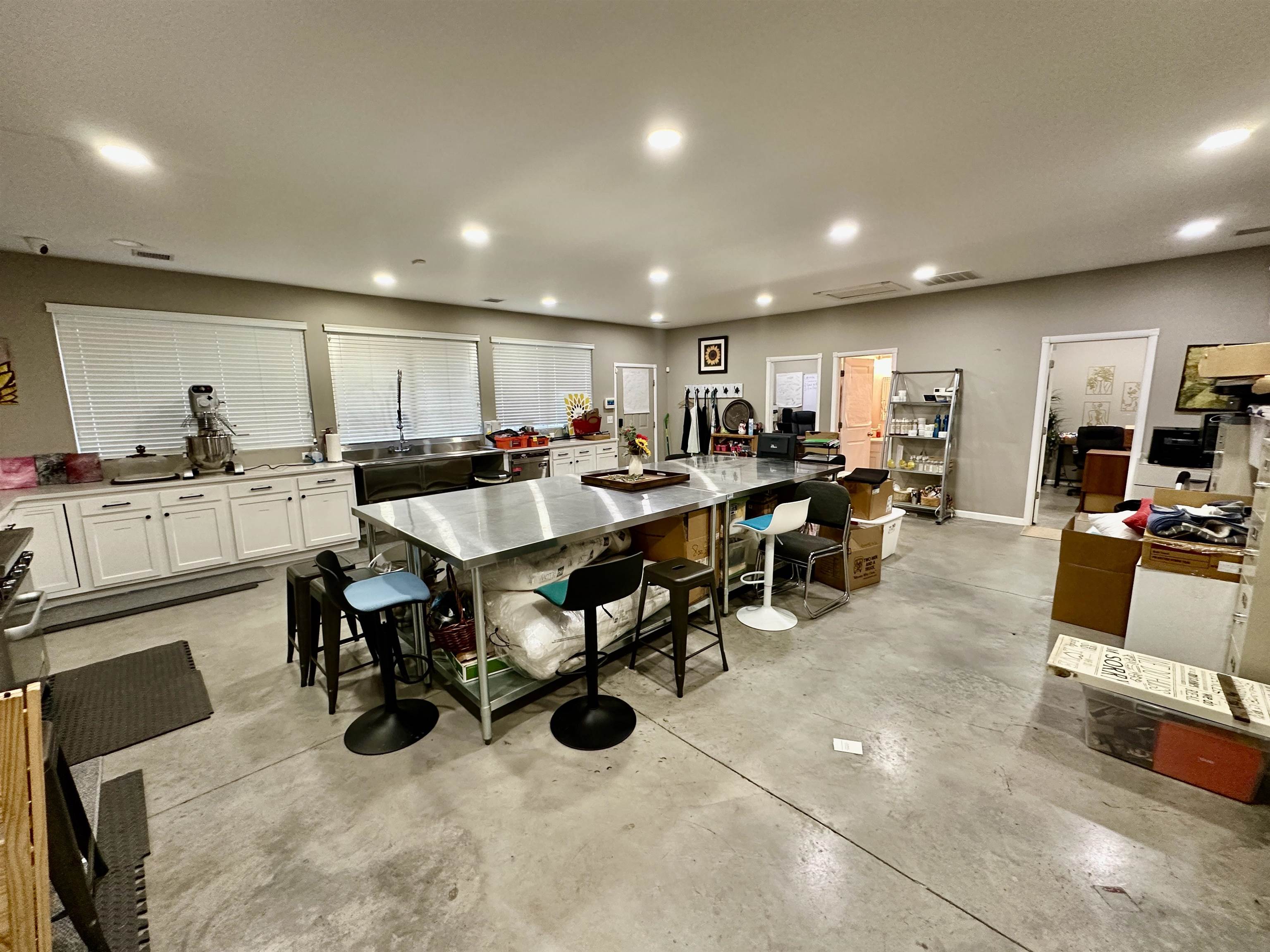 1716 N Park Place Wichita KS 67203