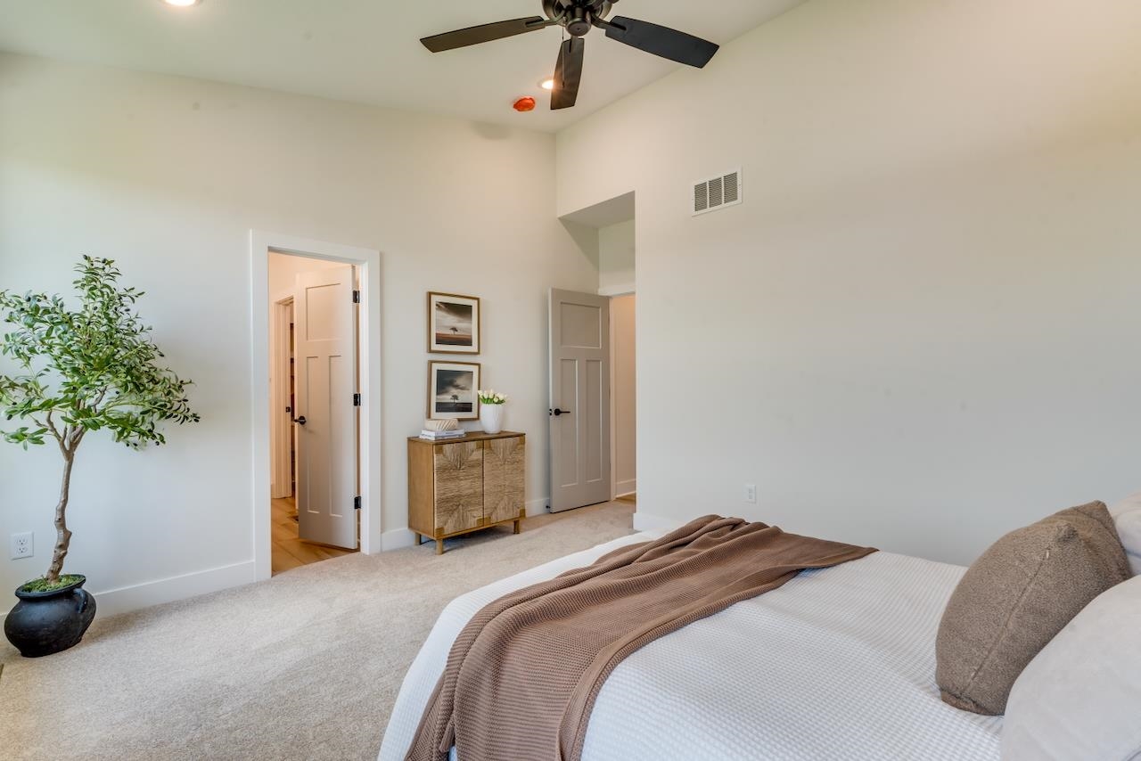 5542 N St Paul Street Wichita KS 67204