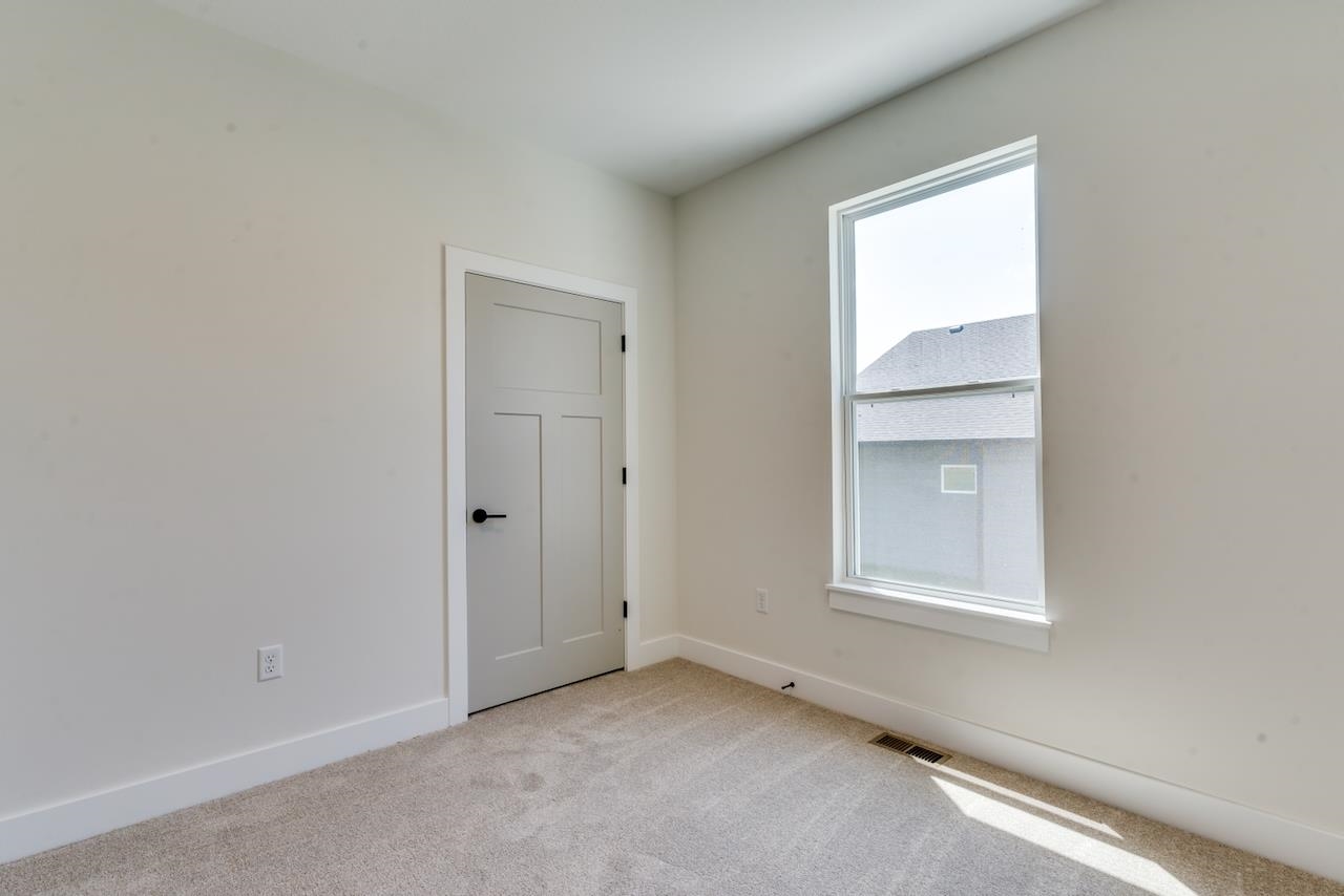 5542 N St Paul Street Wichita KS 67204