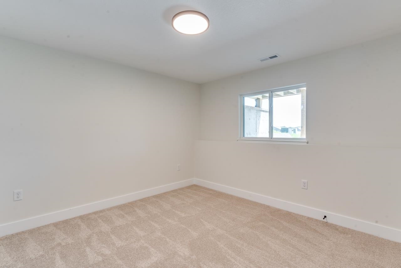 5542 N St Paul Street Wichita KS 67204