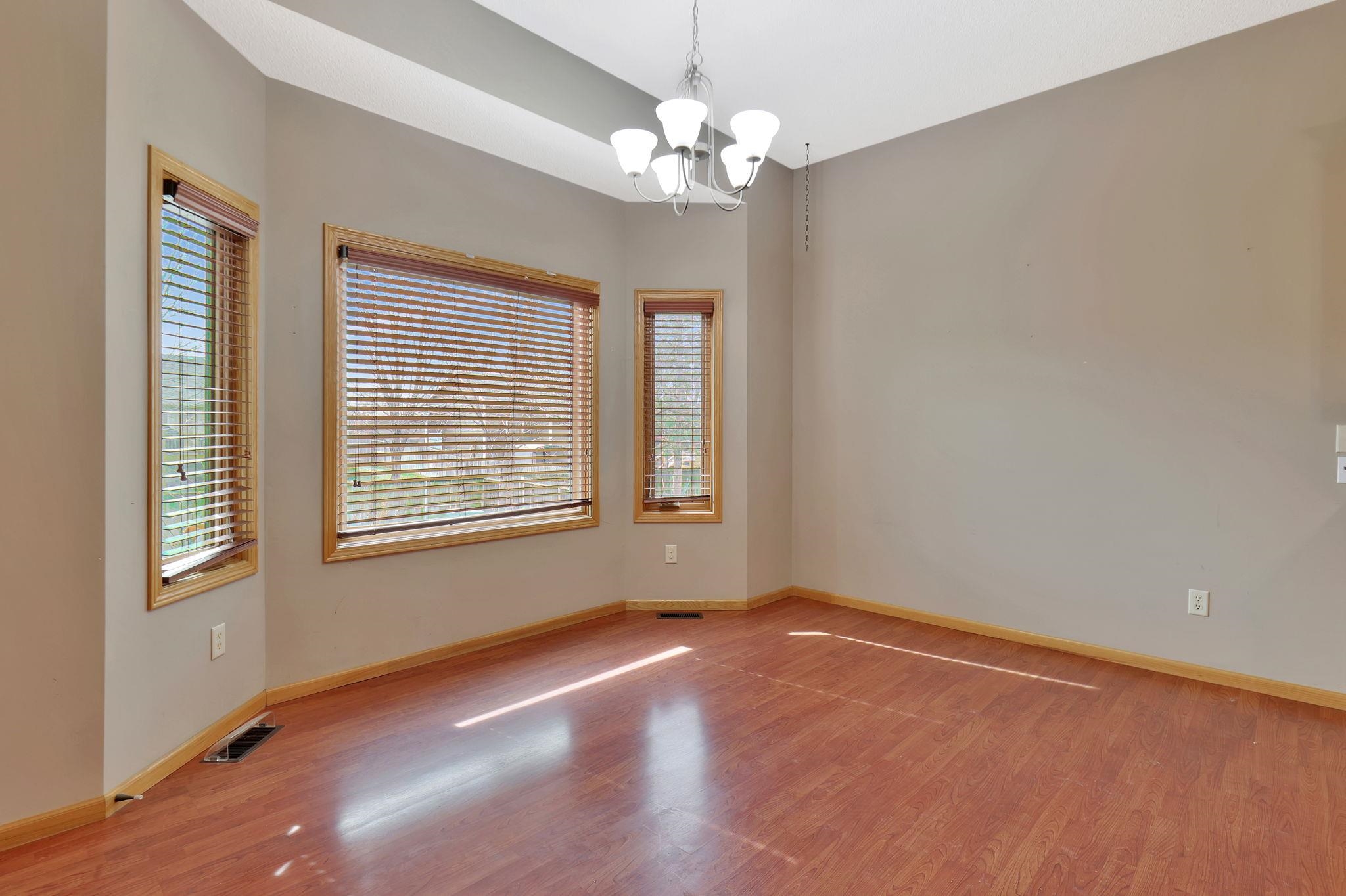 8705 W Shadow Lakes Street Wichita KS 67205