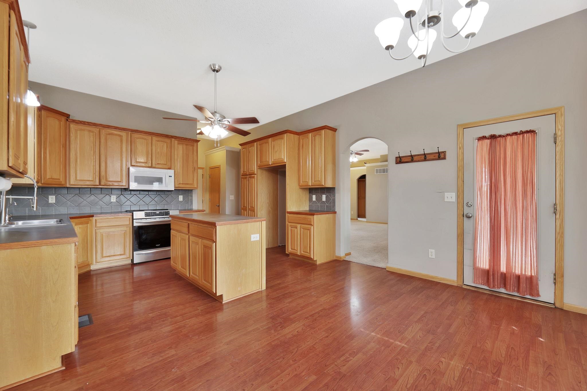 8705 W Shadow Lakes Street Wichita KS 67205