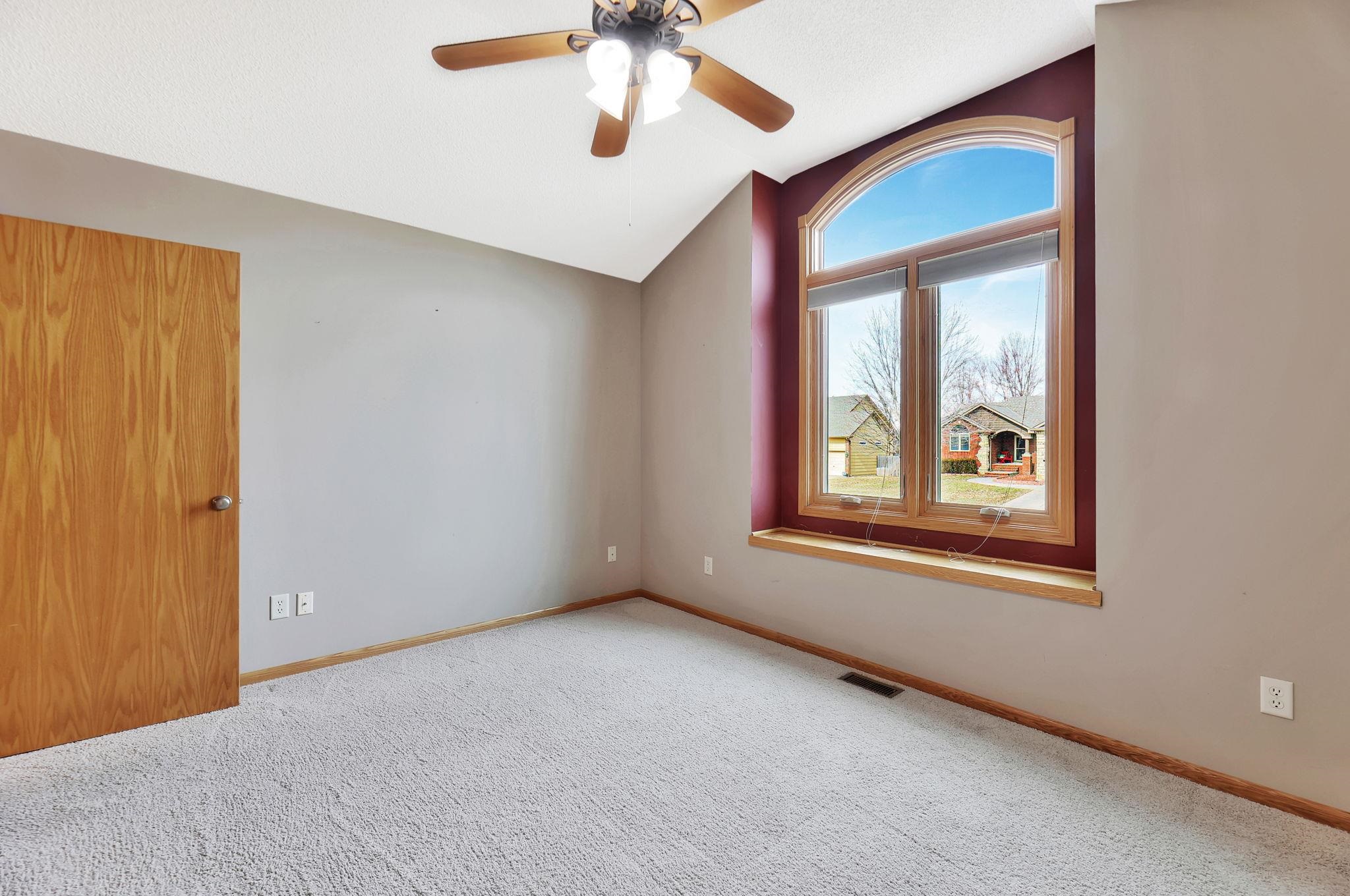 8705 W Shadow Lakes Street Wichita KS 67205