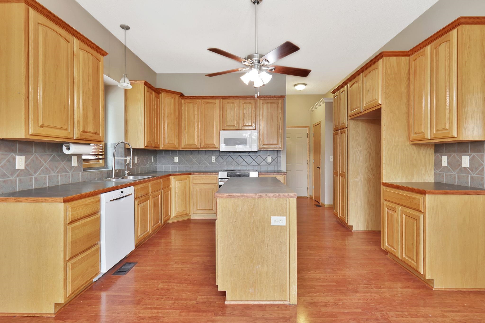 8705 W Shadow Lakes Street Wichita KS 67205