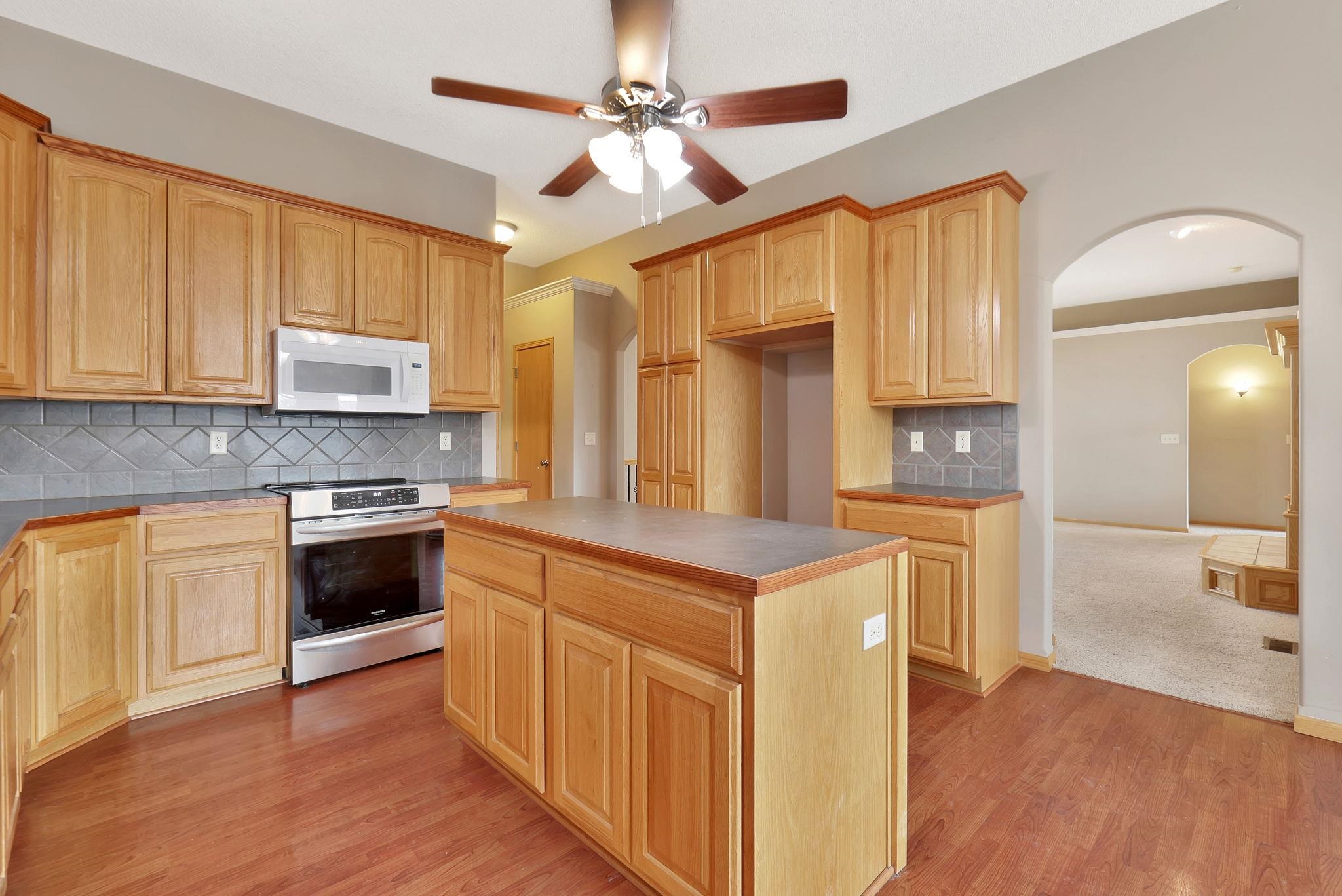 8705 W Shadow Lakes Street Wichita KS 67205