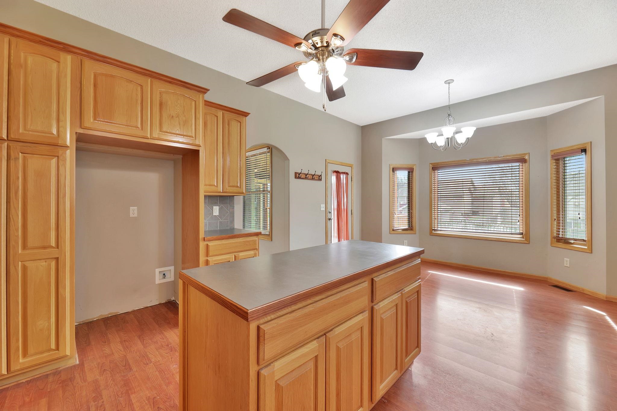 8705 W Shadow Lakes Street Wichita KS 67205