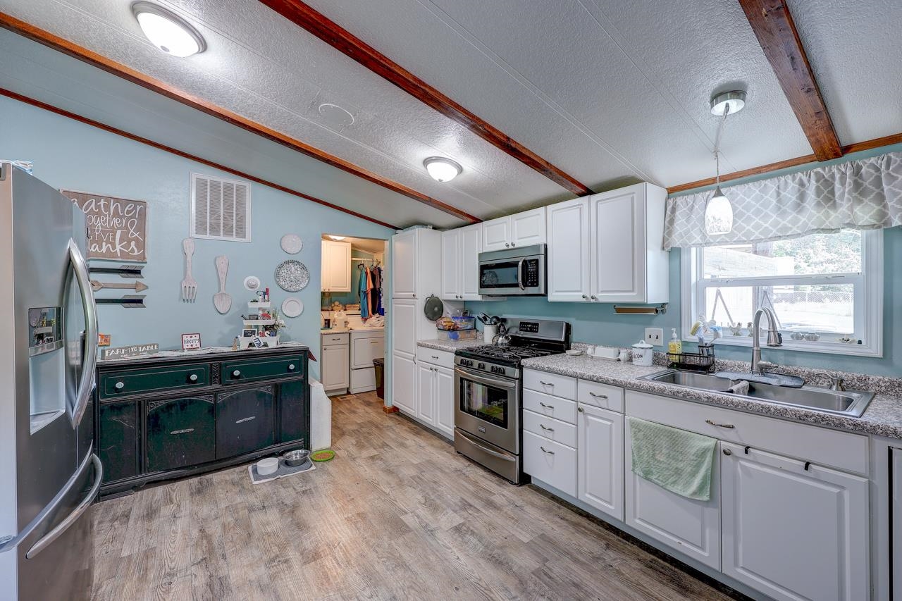 10714 284th Drive Arkansas City KS 67005