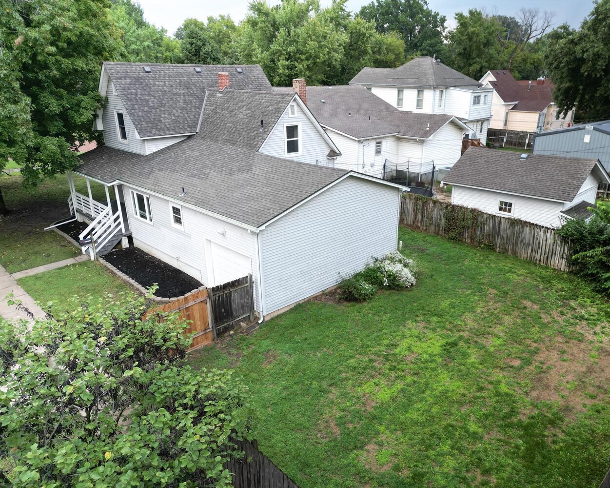 1301 E 11th Avenue Winfield KS 67156