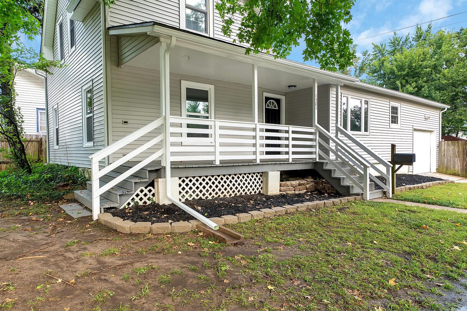 1301 E 11th Avenue Winfield KS 67156