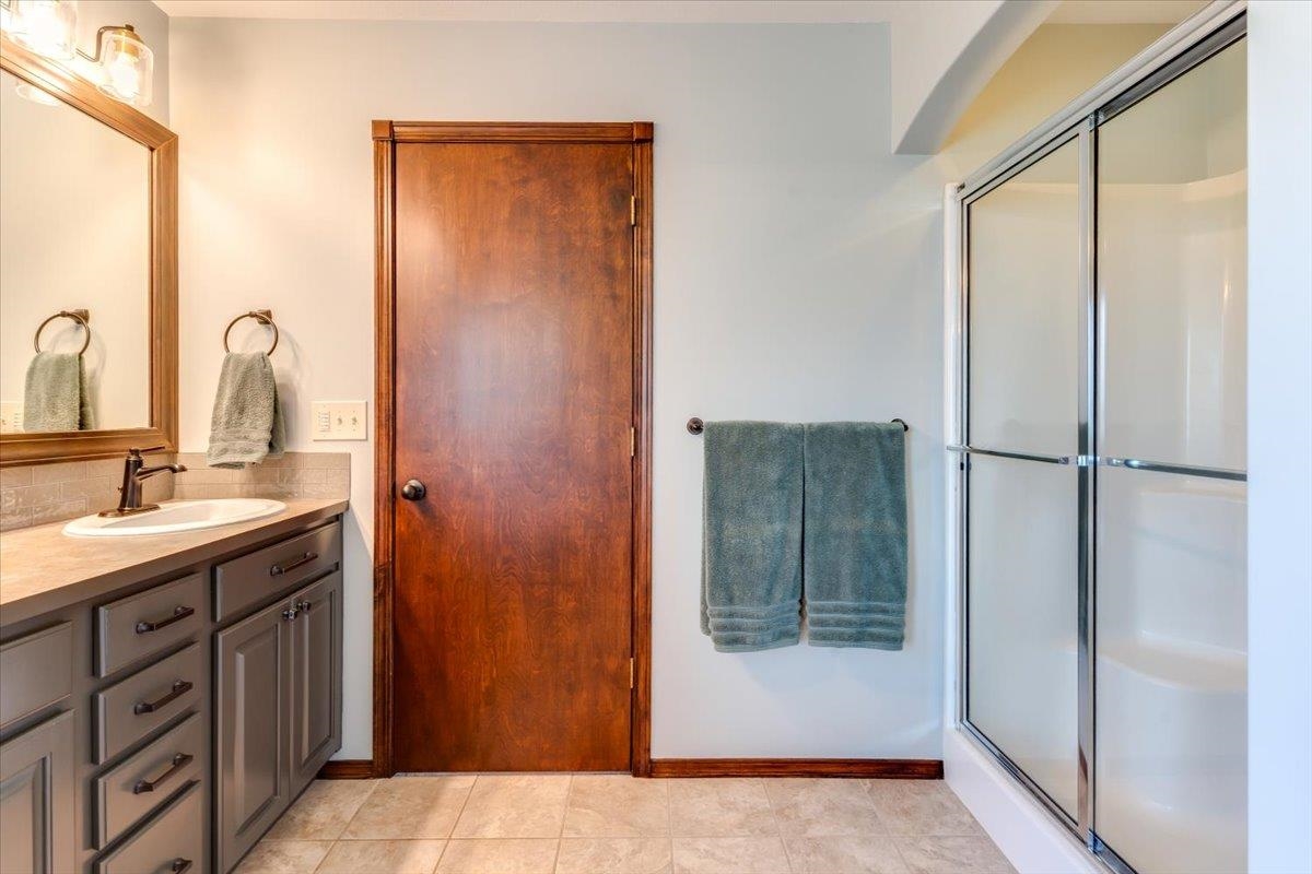 512 S Decker Street Wichita KS 67235