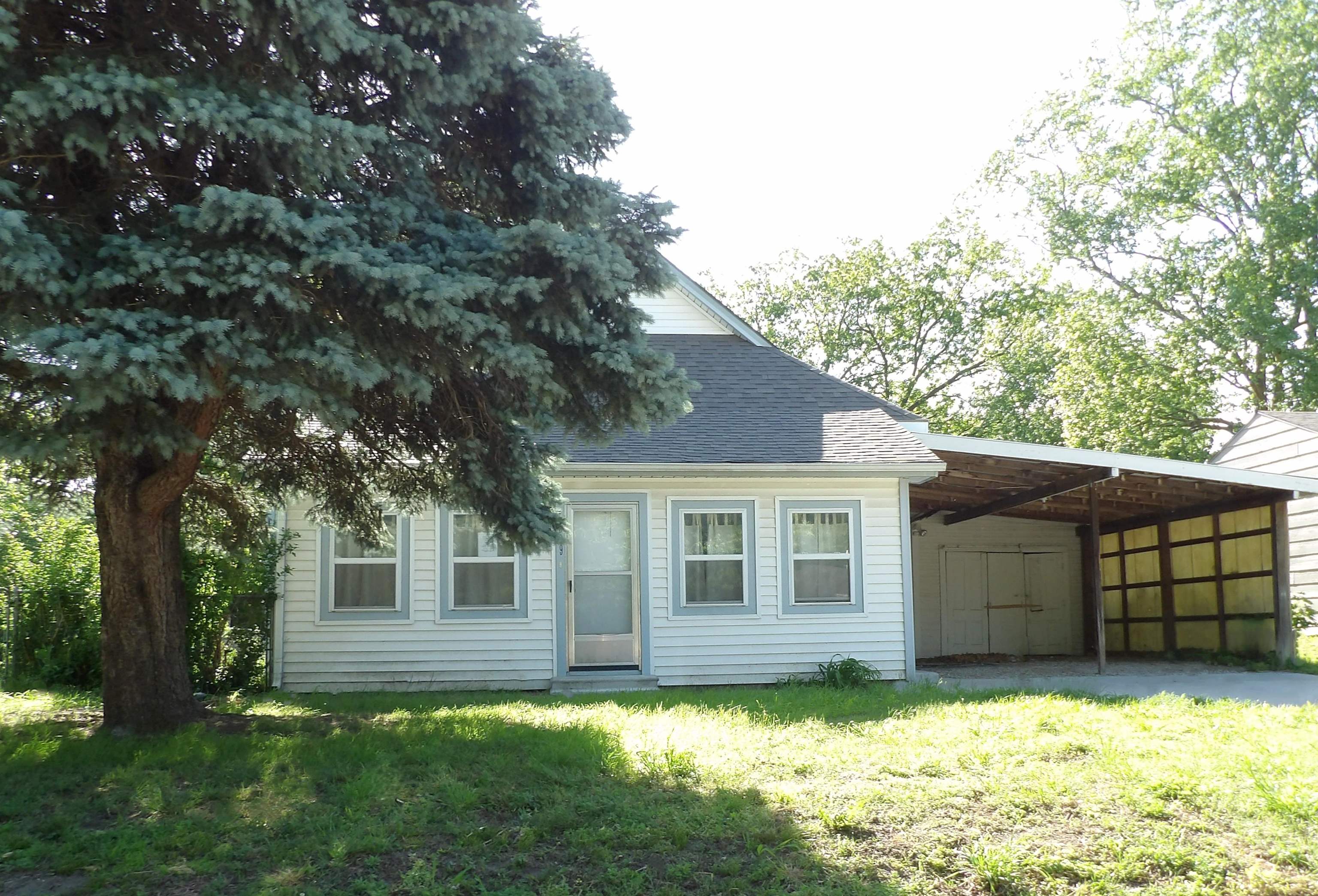 1509 N 2nd Arkansas City KS 67005