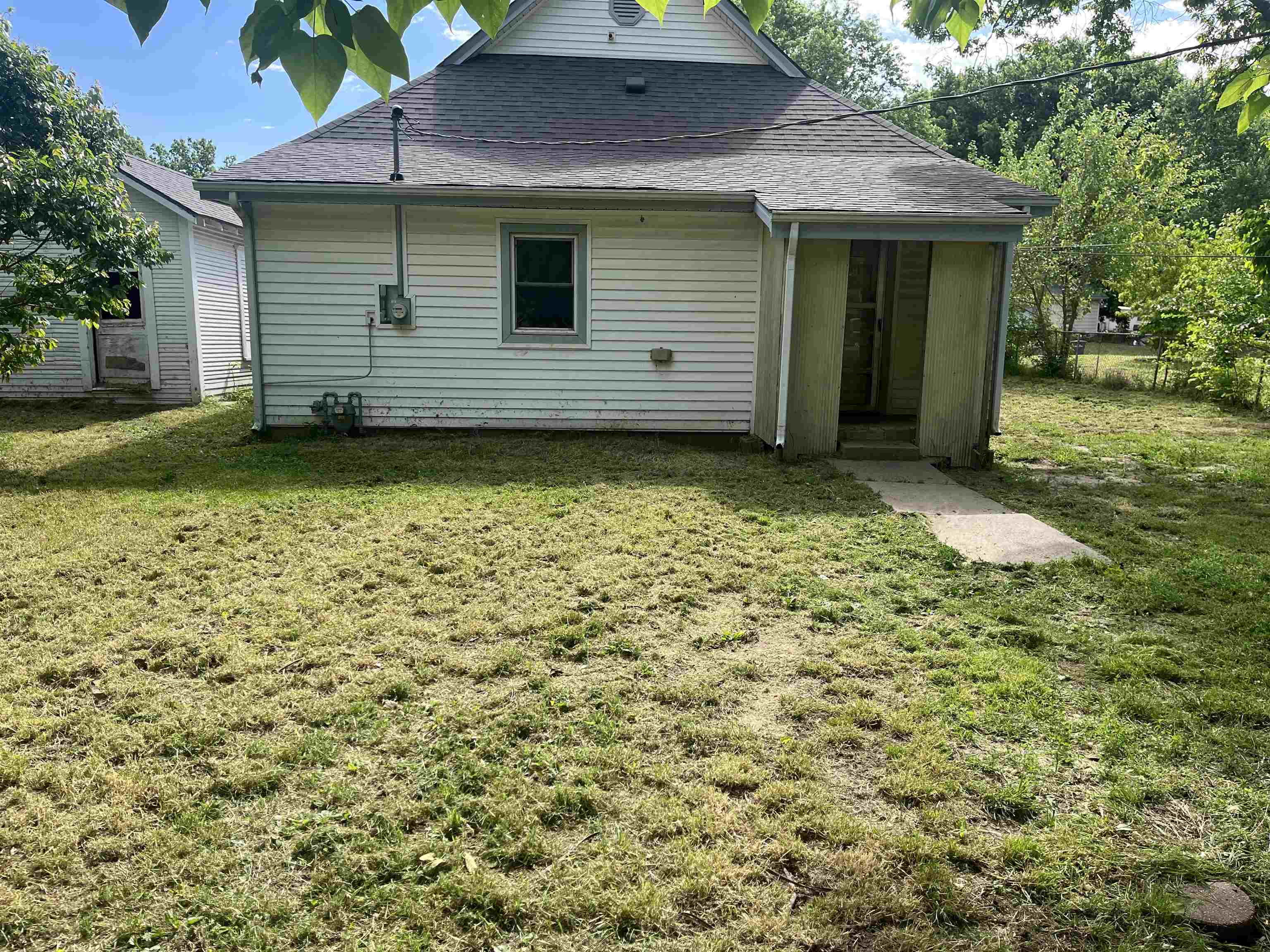 1509 N 2nd Arkansas City KS 67005