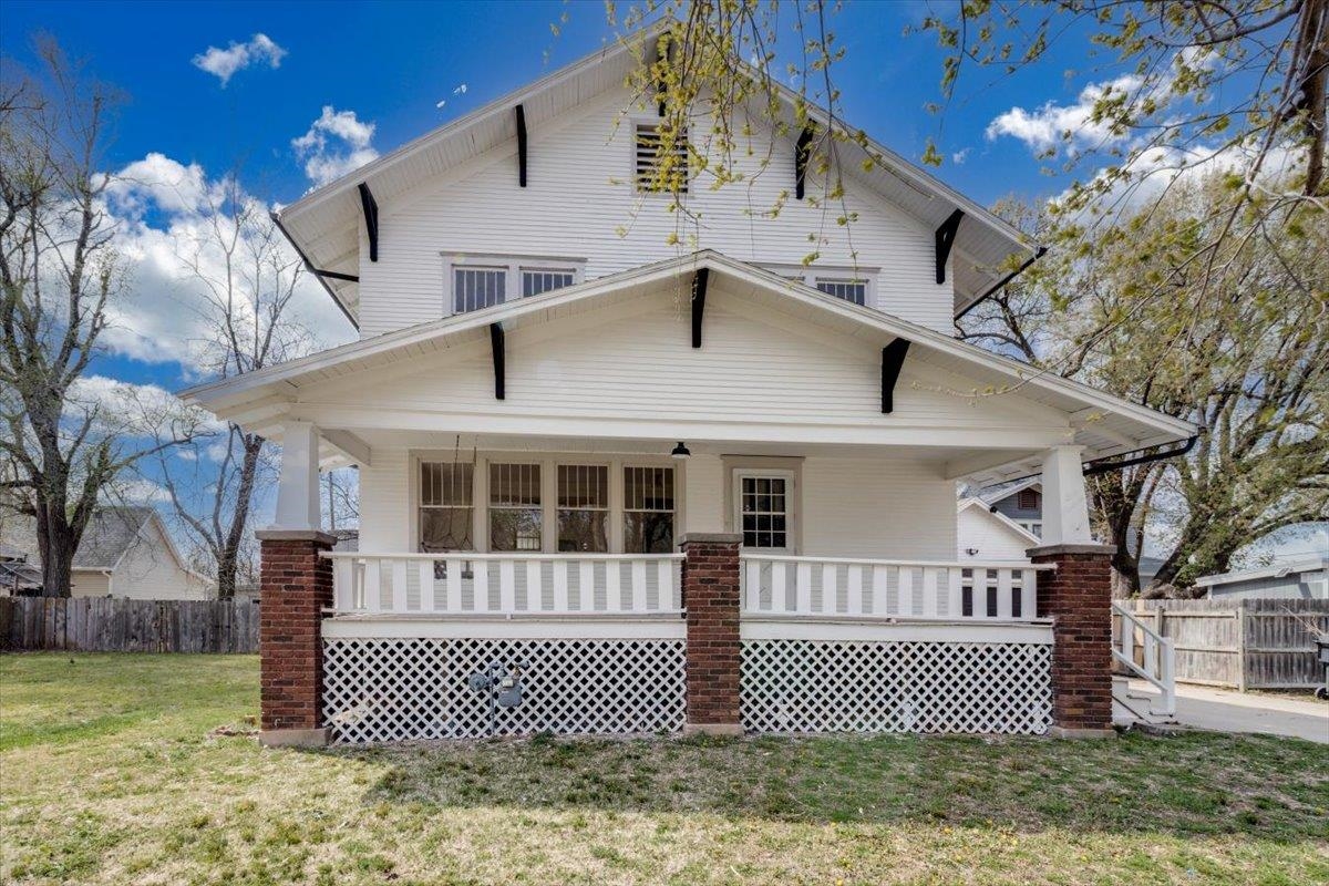 119 Allison Street Newton KS 67114