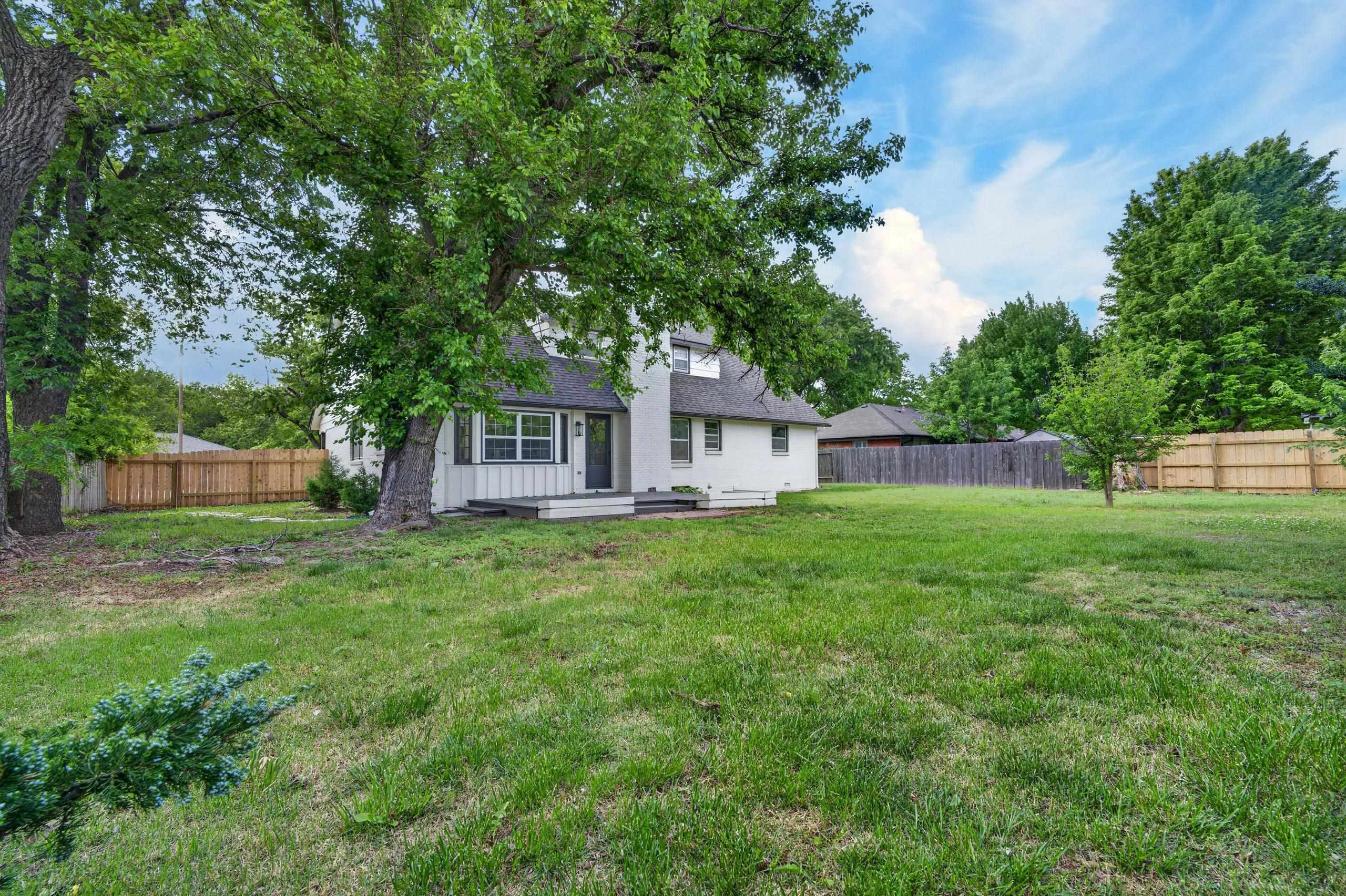 116 N Burr Oak Road Wichita KS 67206