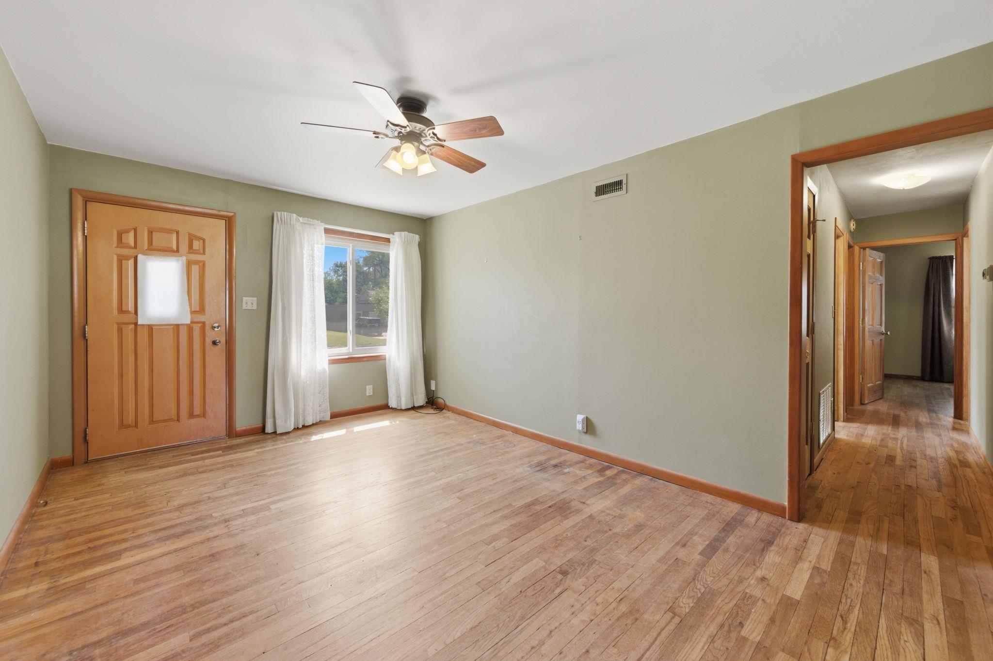 743 N Bebe Street Wichita KS 67212
