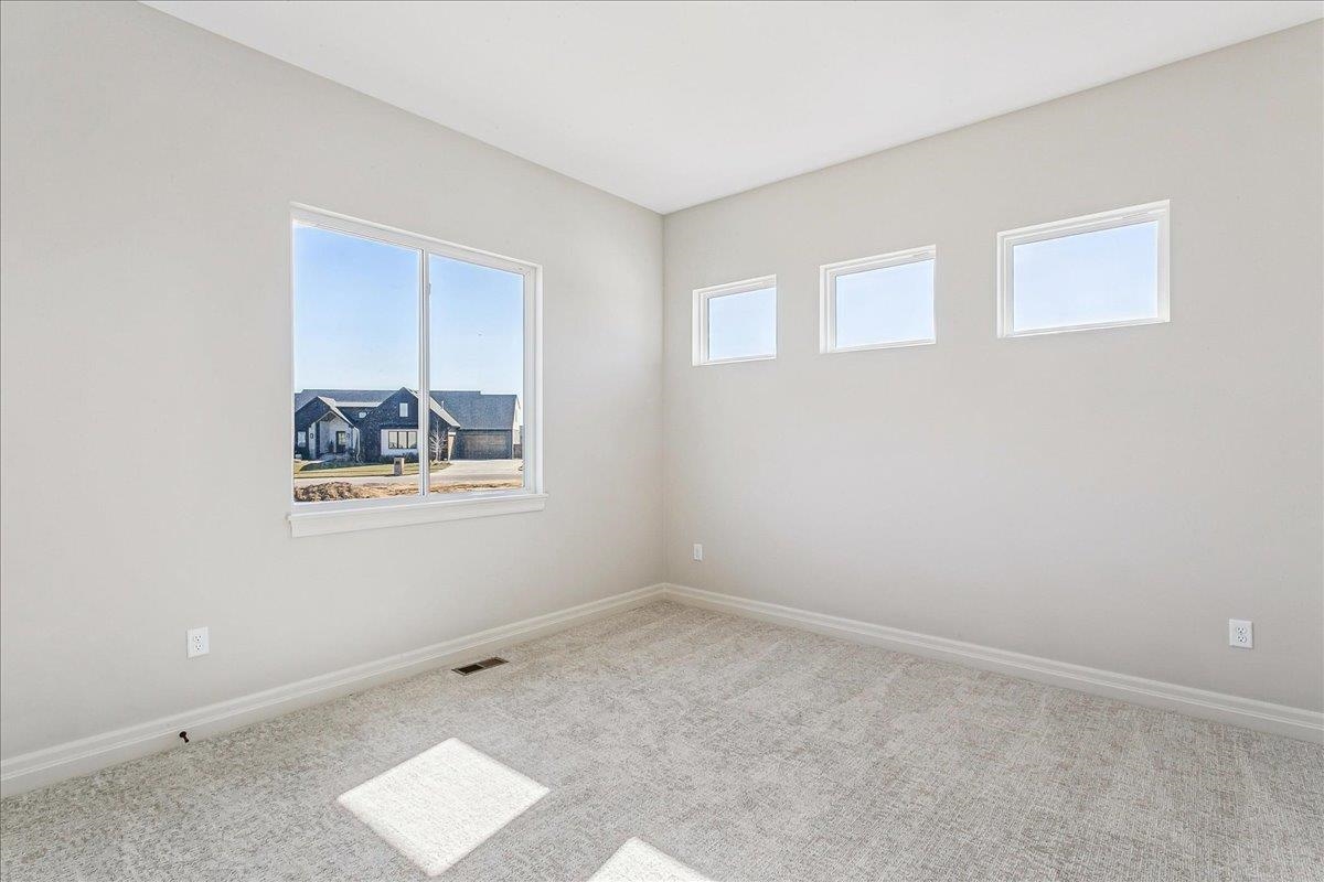 2591 N Doris Court Wichita KS 67205