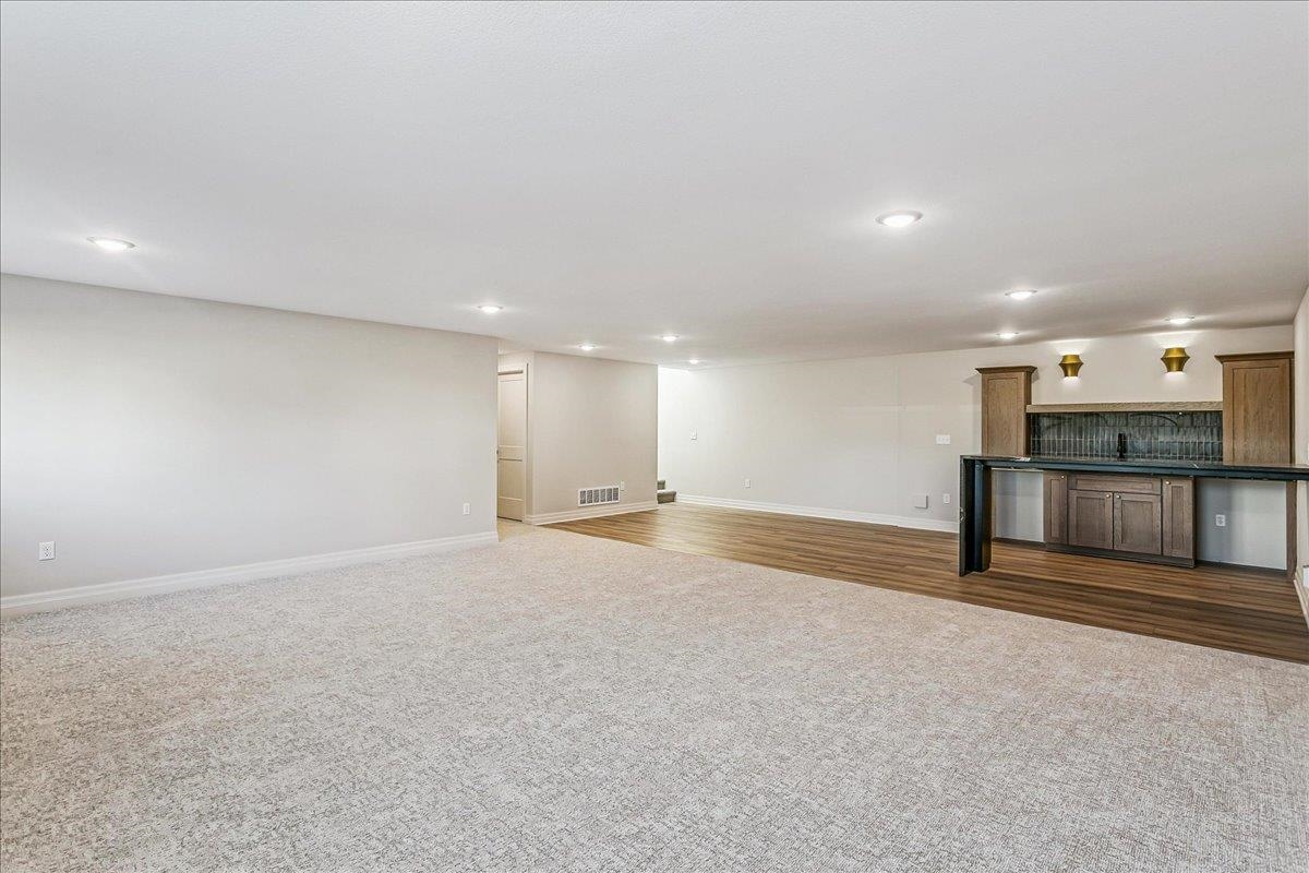 2591 N Doris Court Wichita KS 67205