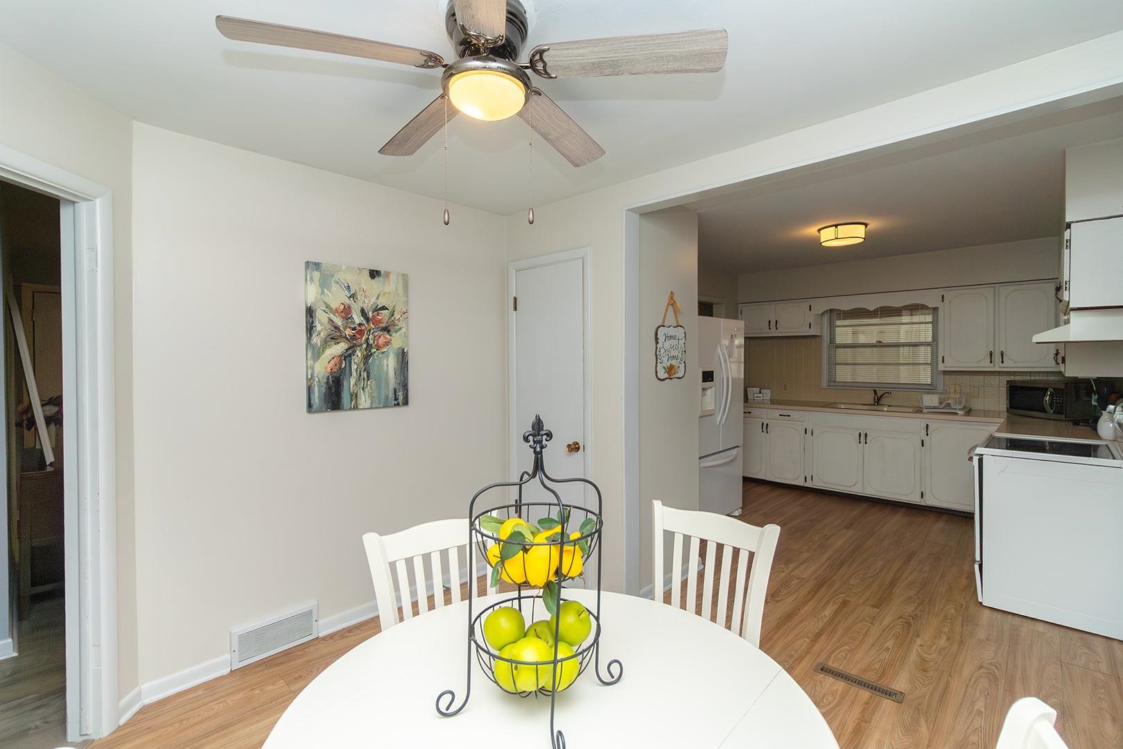 1614 Pleasant Hutchinson KS 67501